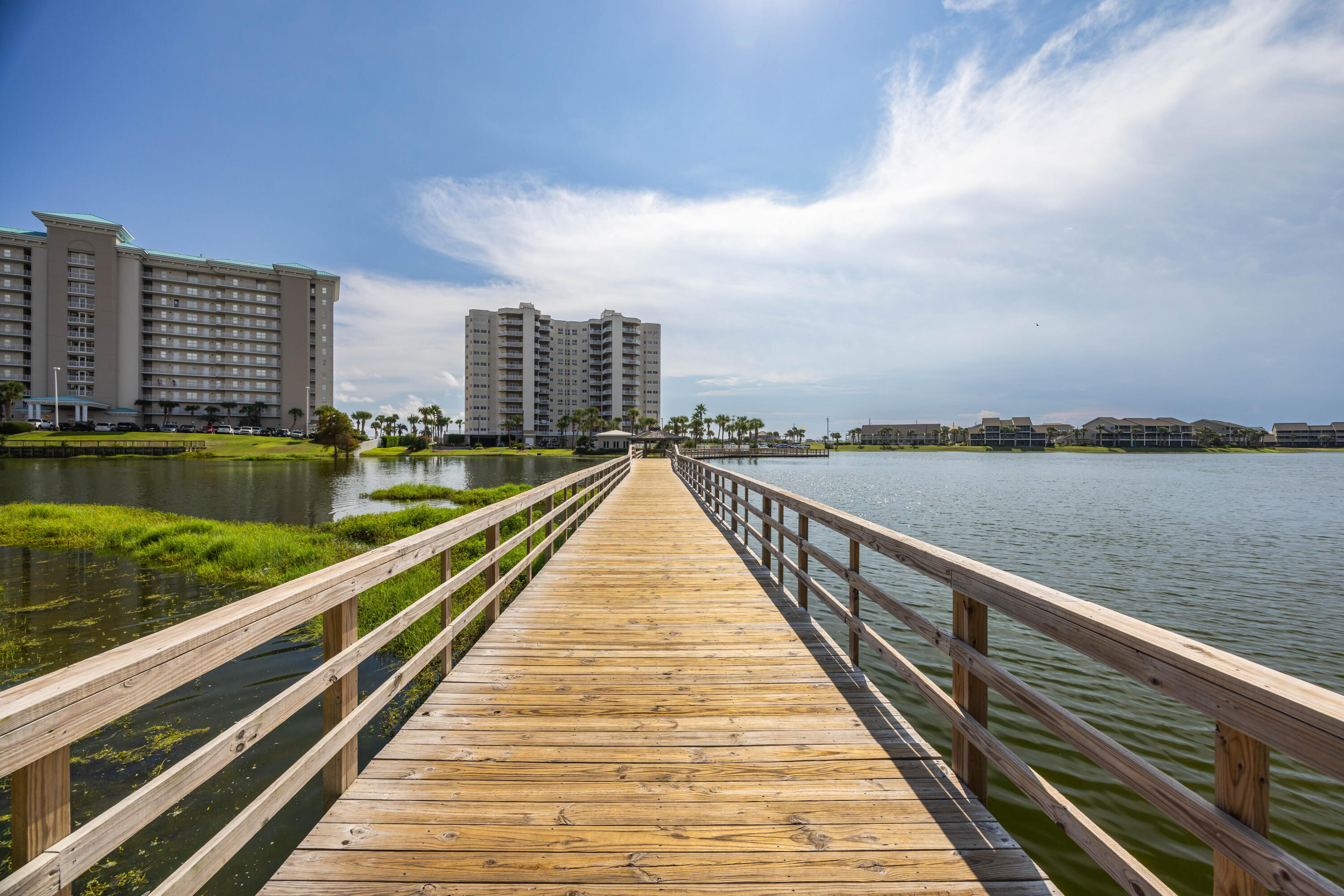 SEASCAPE CONDO PH 7 - Residential