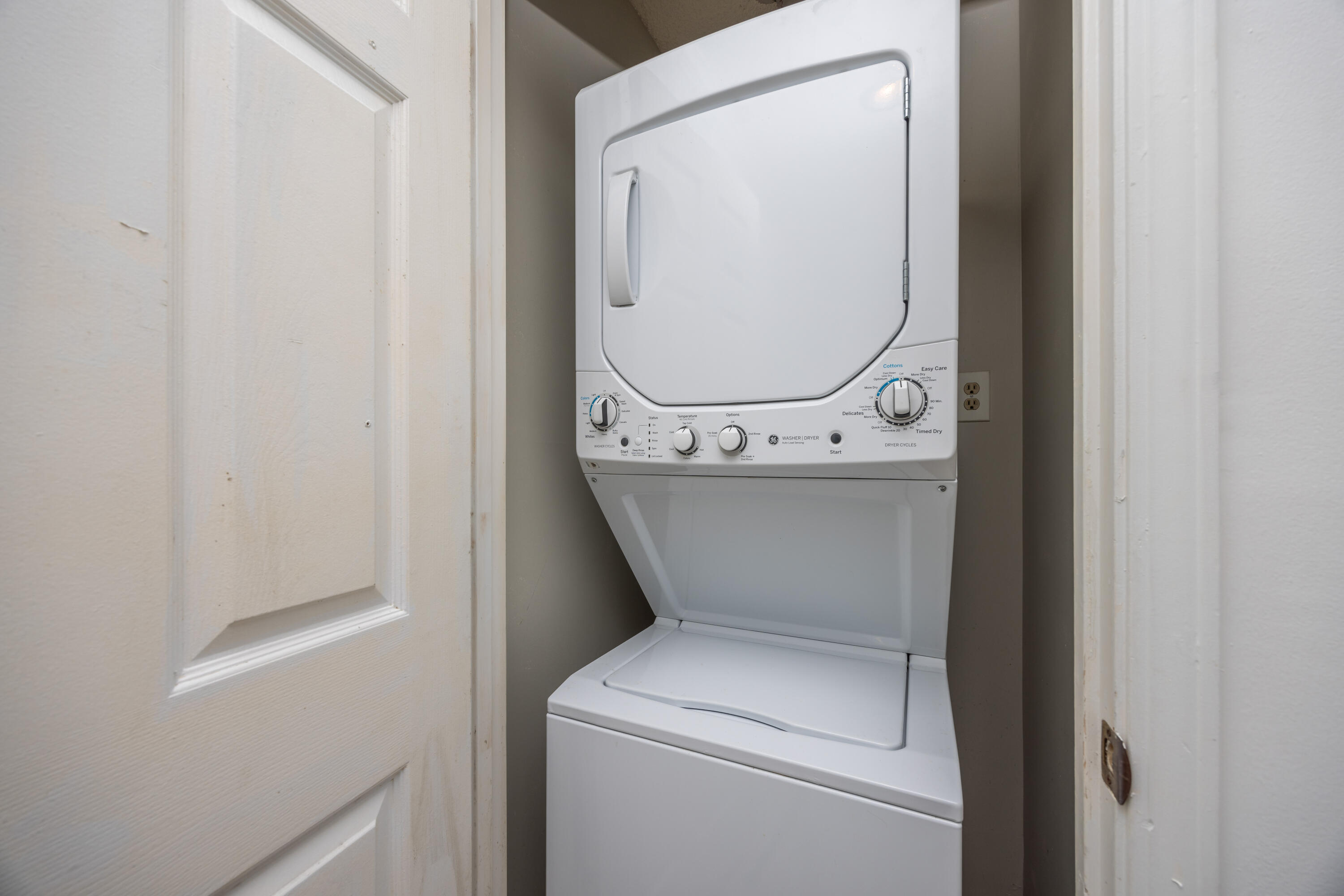 SEASCAPE CONDO PH 7 - Residential