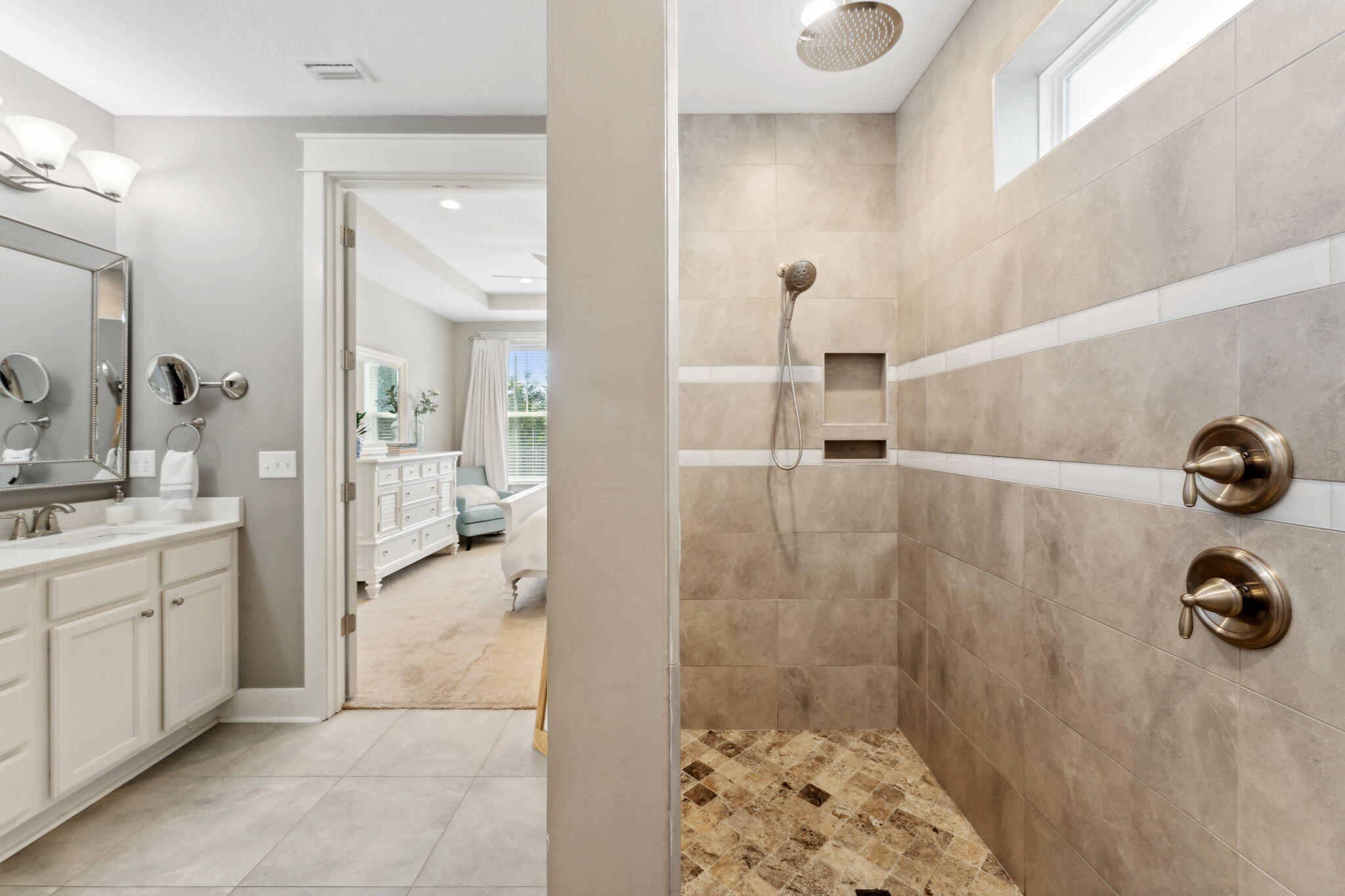 SWEET BAY - Residential