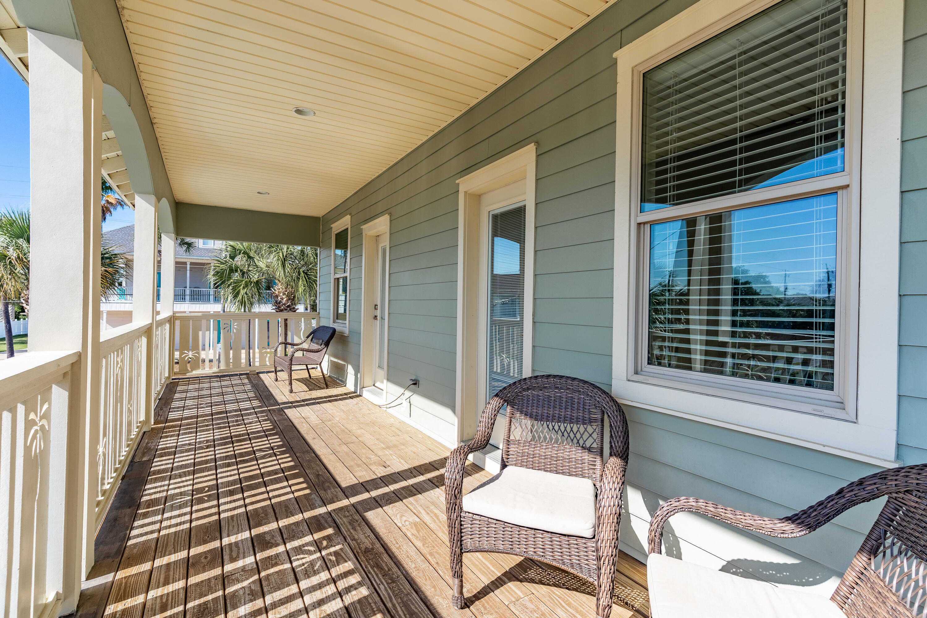CRYSTAL BEACH - Residential