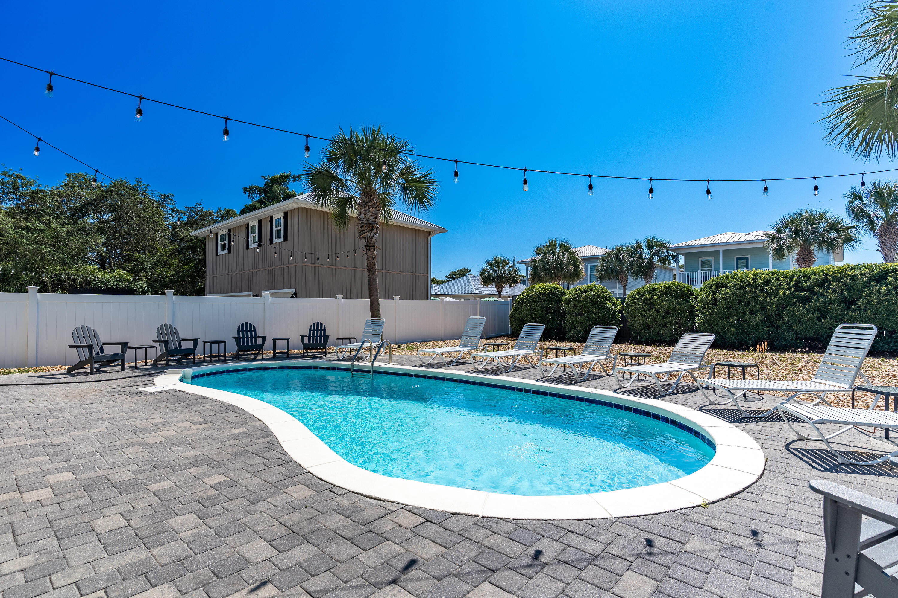 CRYSTAL BEACH - Residential