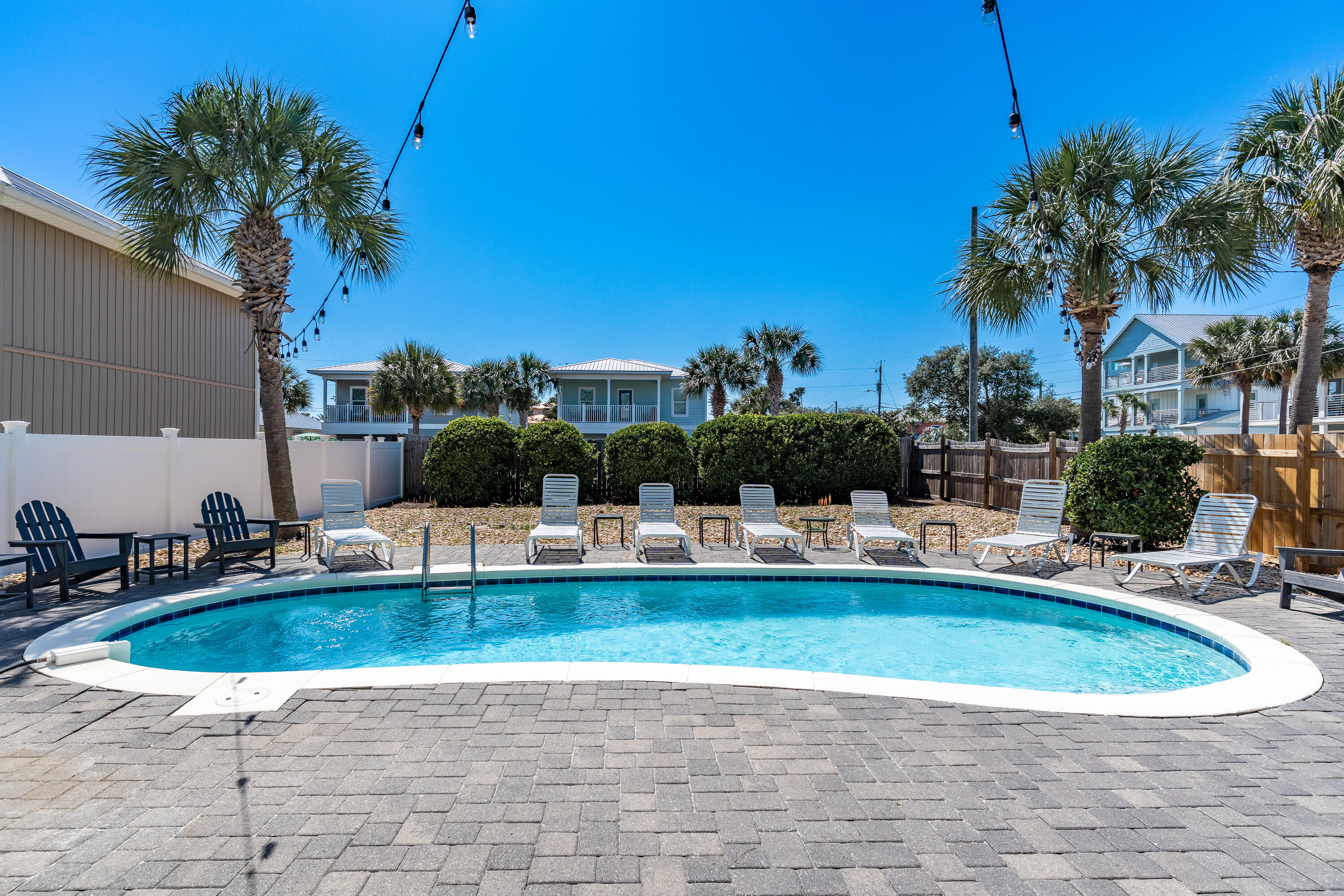 CRYSTAL BEACH - Residential