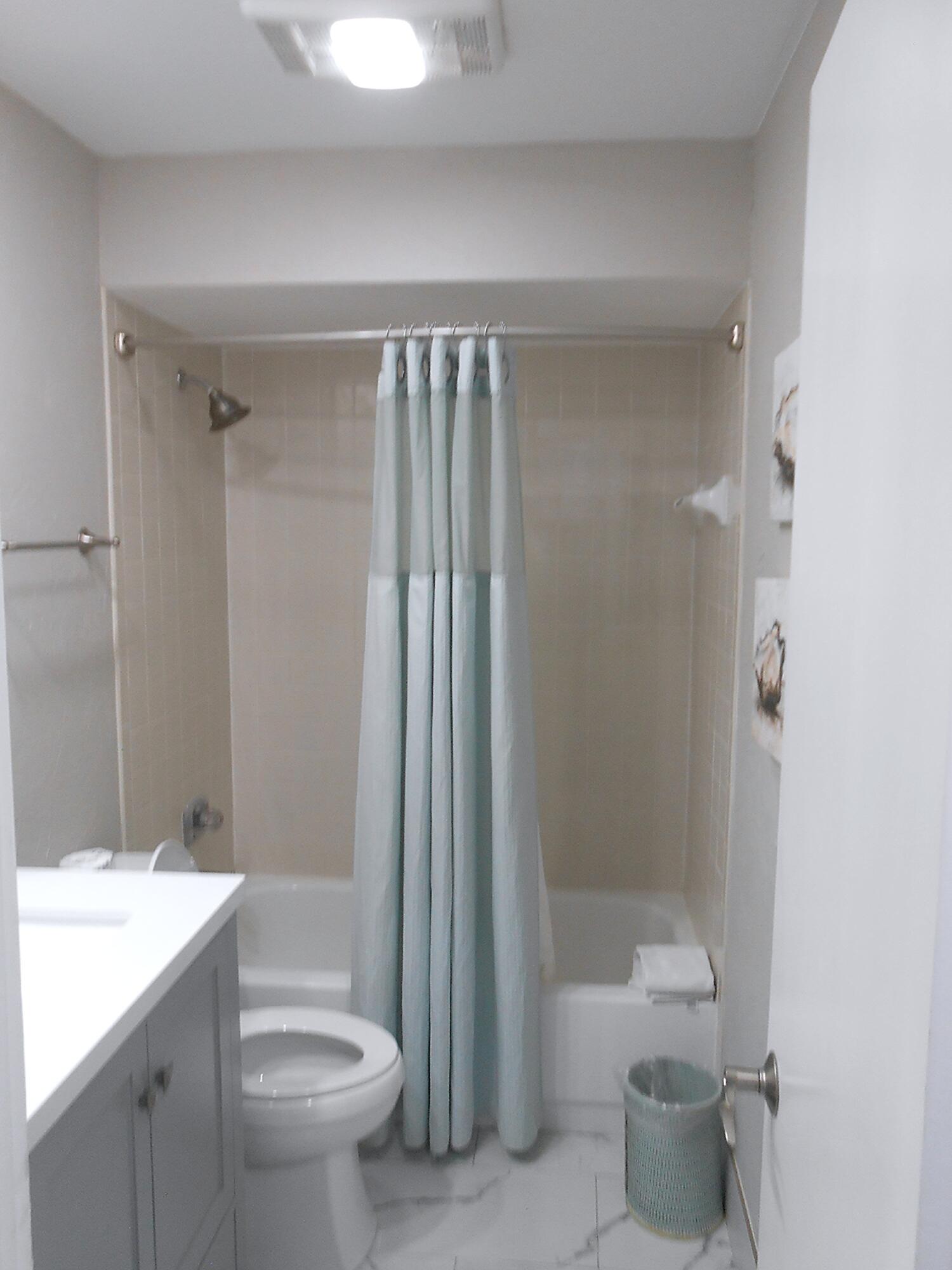 TOPS'L BEACH MANOR - Residential