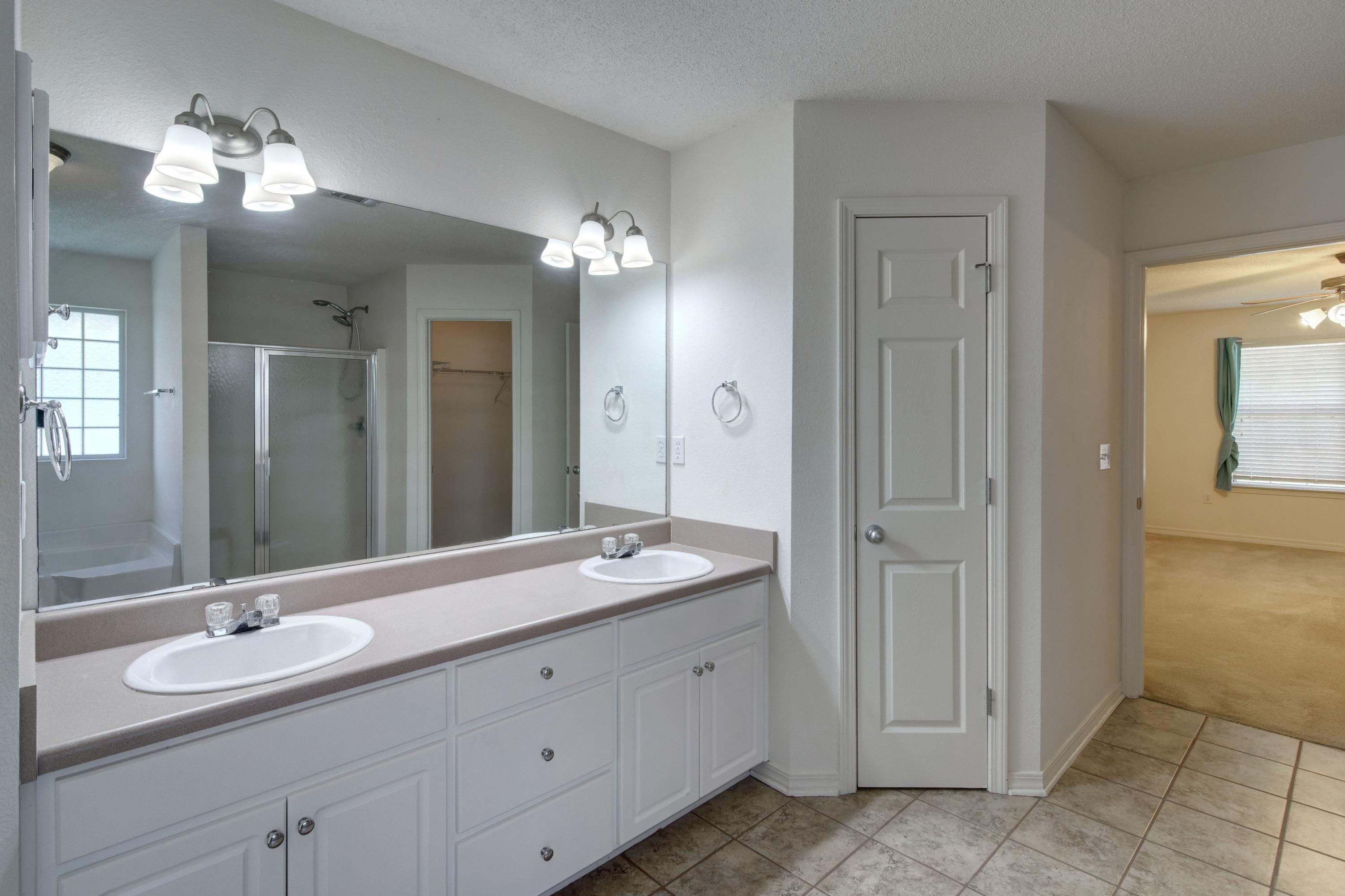 WATERSTONE - Residential