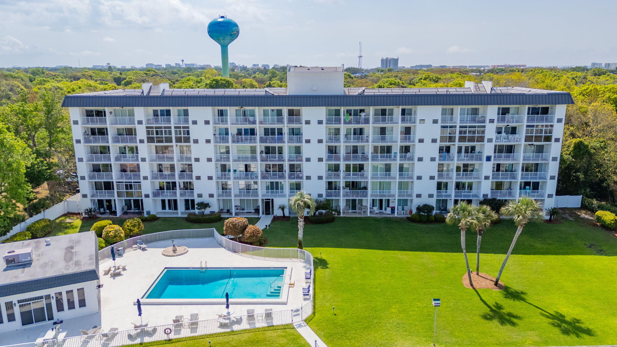 VALENCIA CONDO - Residential