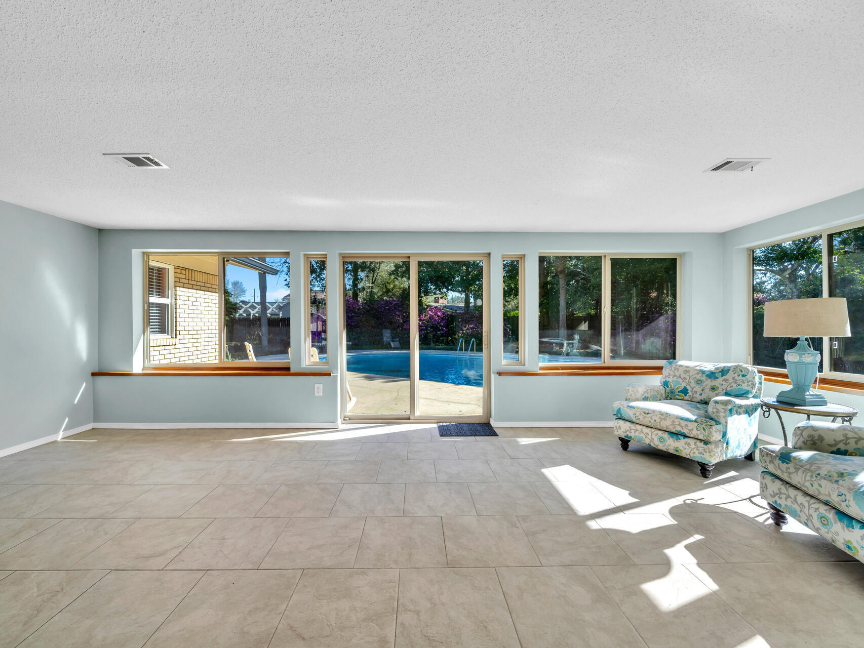 CHATEAUGUAY - Residential