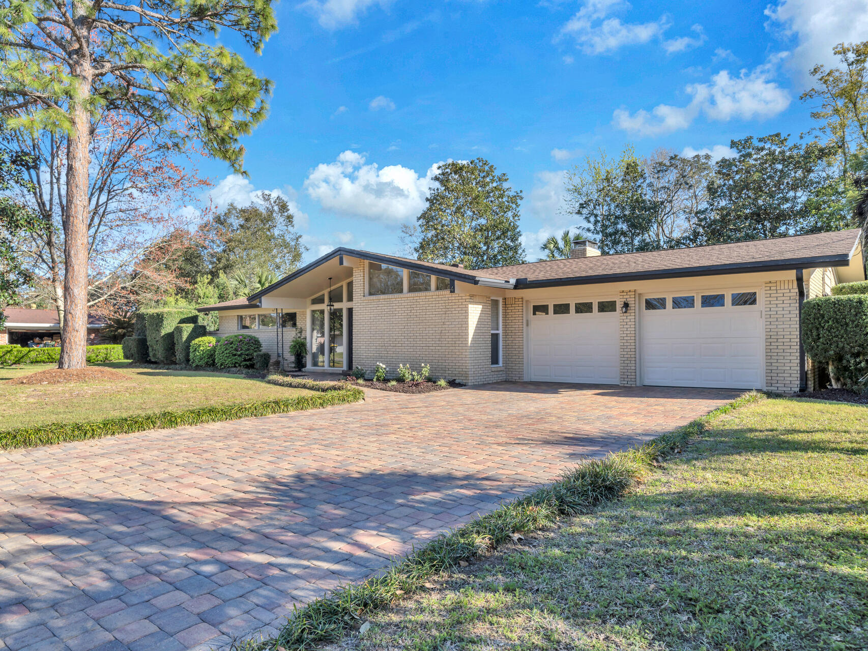 CHATEAUGUAY - Residential