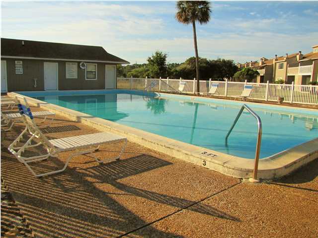 DESTIN RACQUET CLUB T/H - Residential Lease