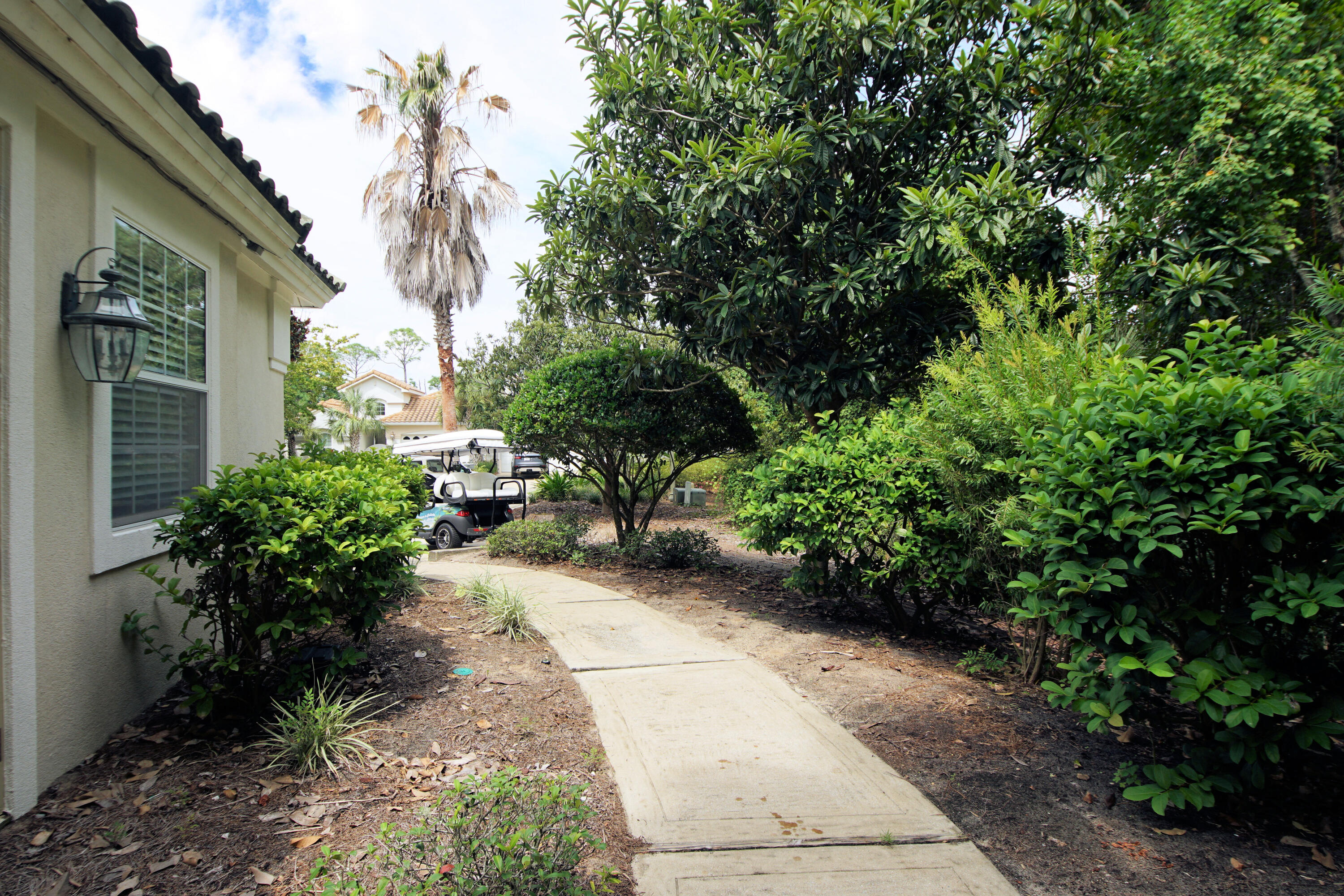 REGATTA BAY GOLF VILLAS - Residential Lease