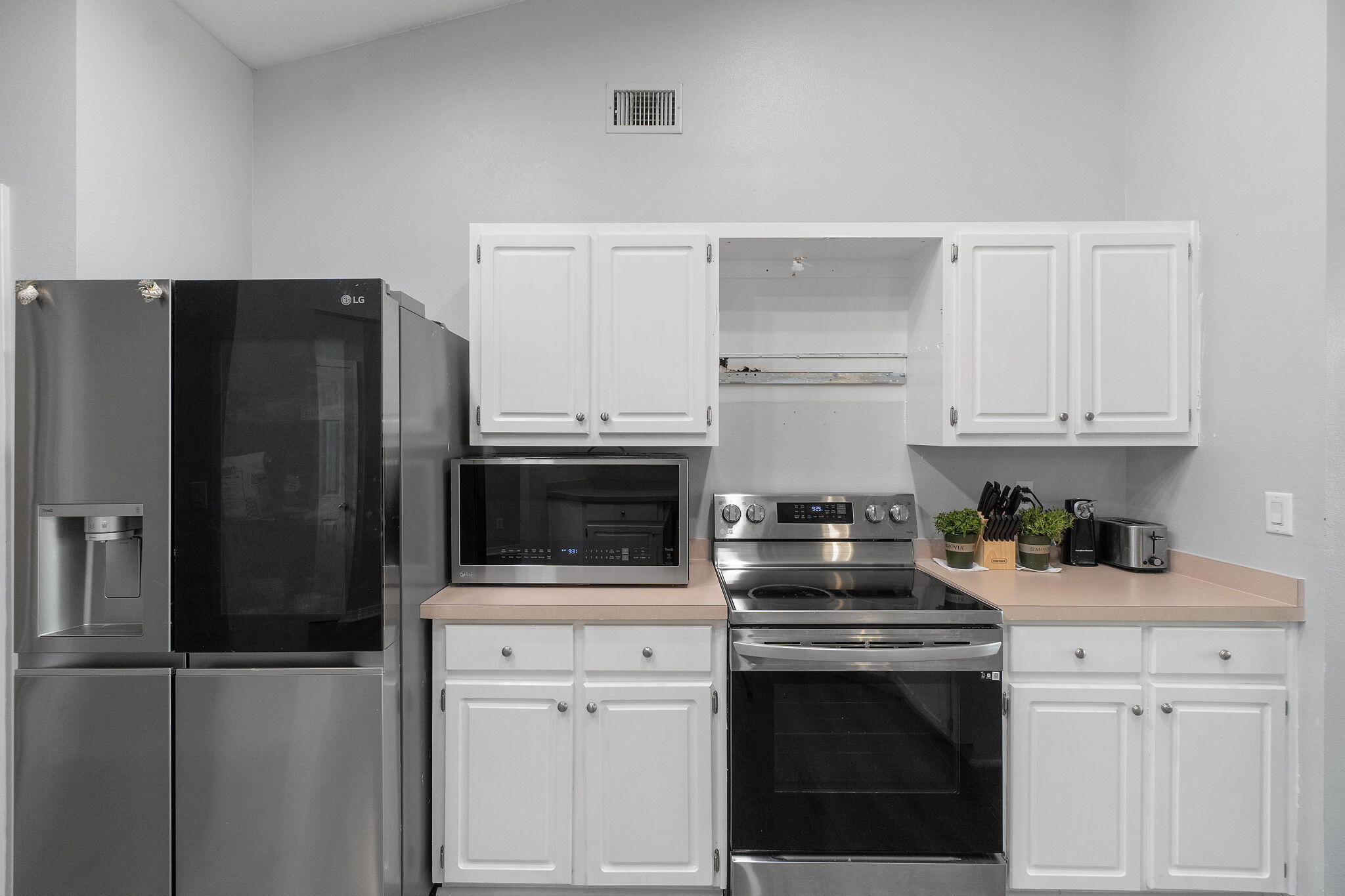 BERRYBROOK ESTATES - Residential