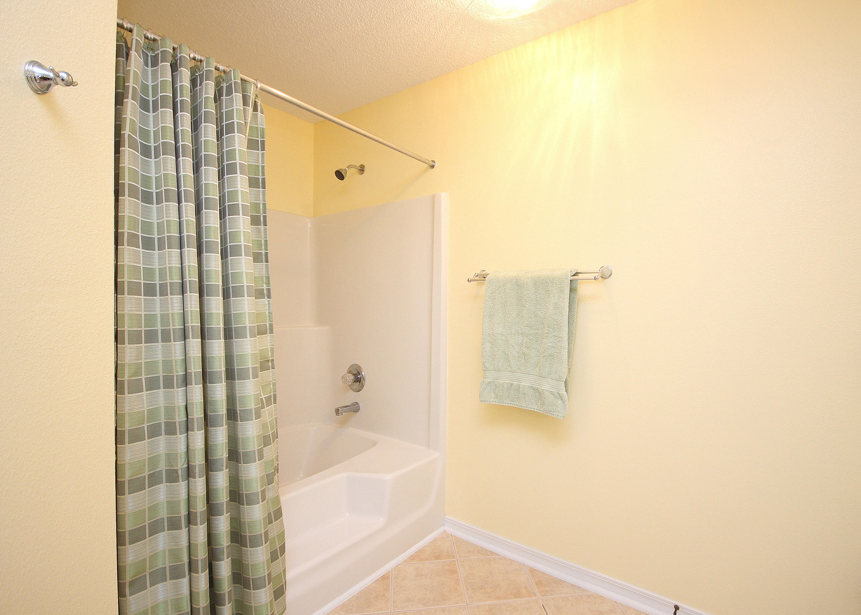 FOXWOOD ESTATES 1 - Residential