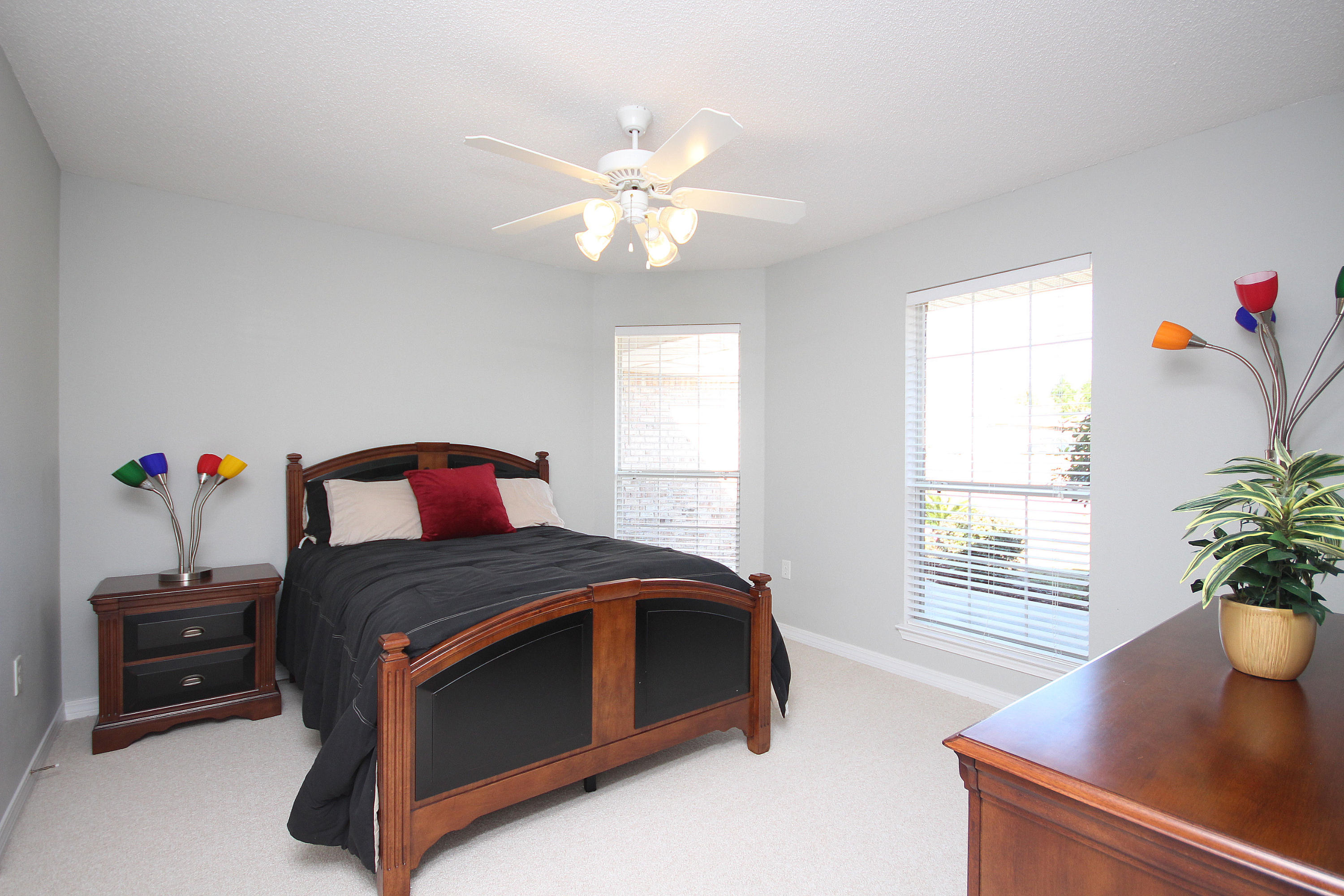 FOXWOOD ESTATES 1 - Residential