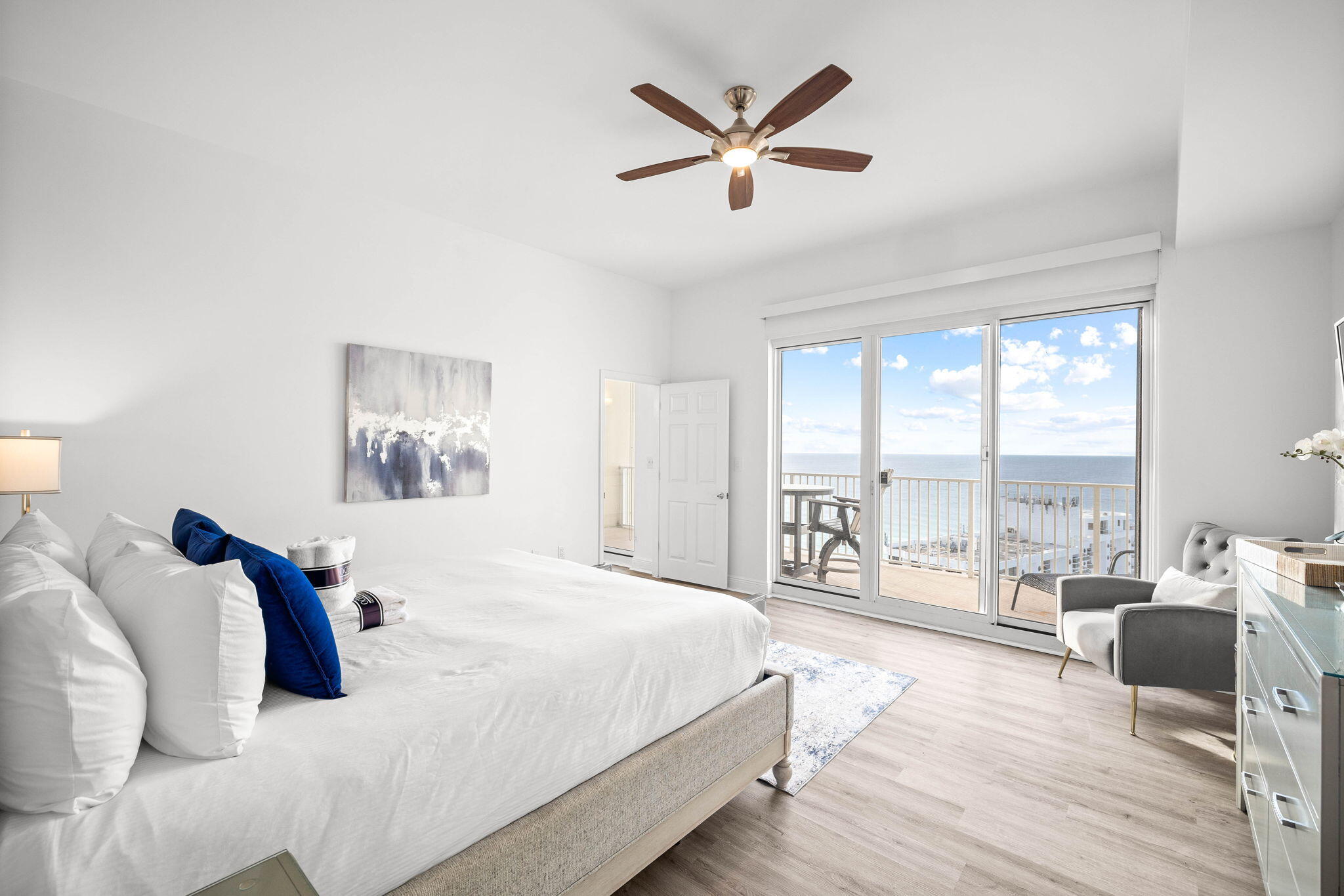 ARIEL DUNES - Residential