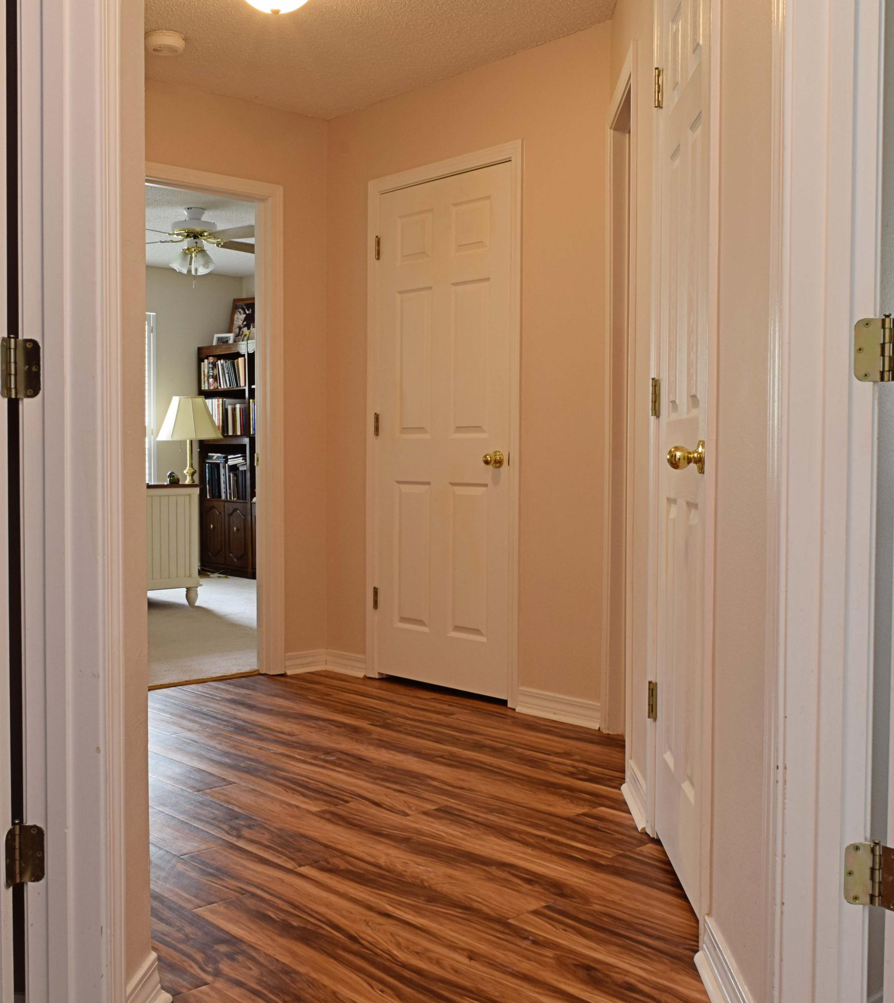 RIVERCHASE S/D PH 3 - Residential Lease