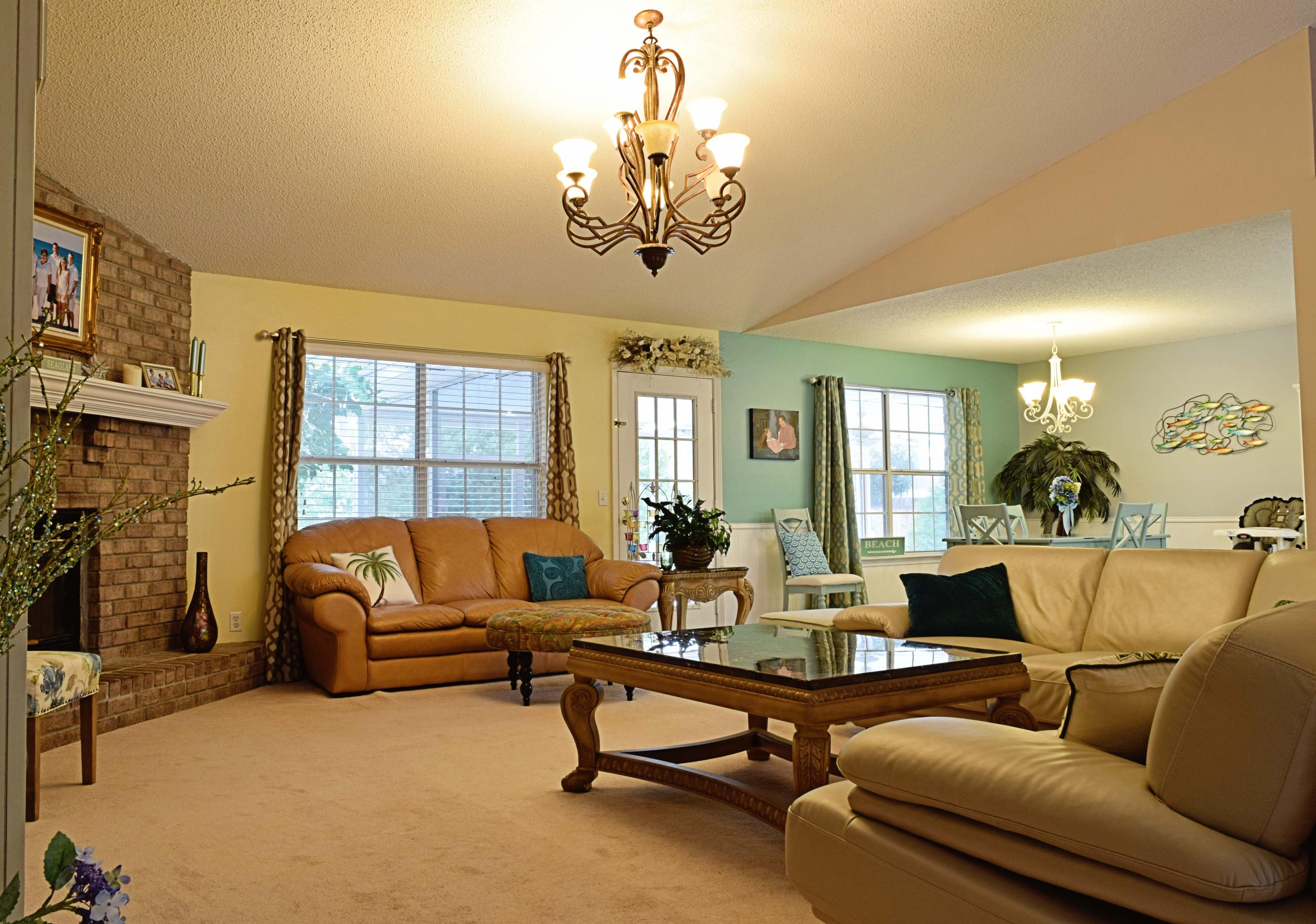 RIVERCHASE S/D PH 3 - Residential Lease