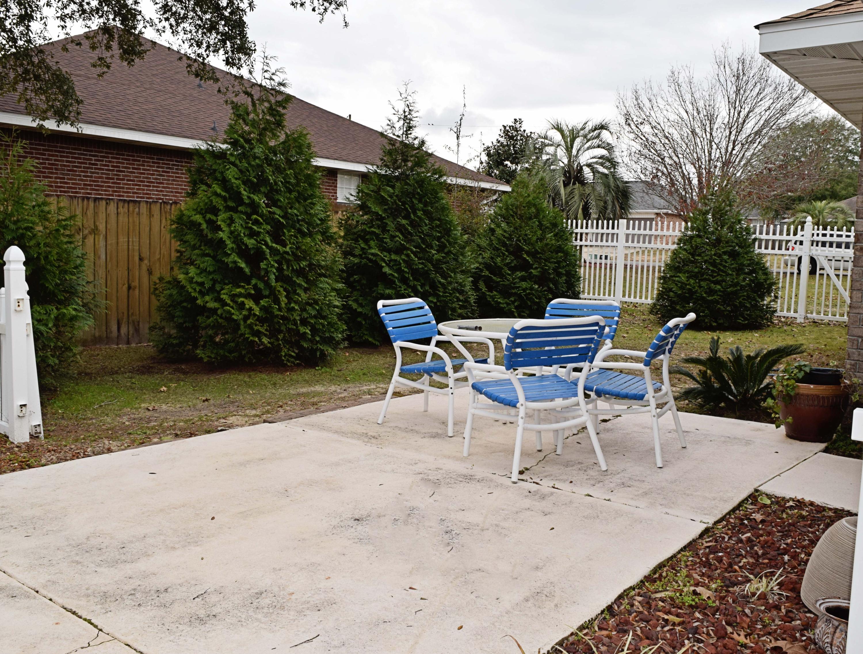 RIVERCHASE S/D PH 3 - Residential Lease