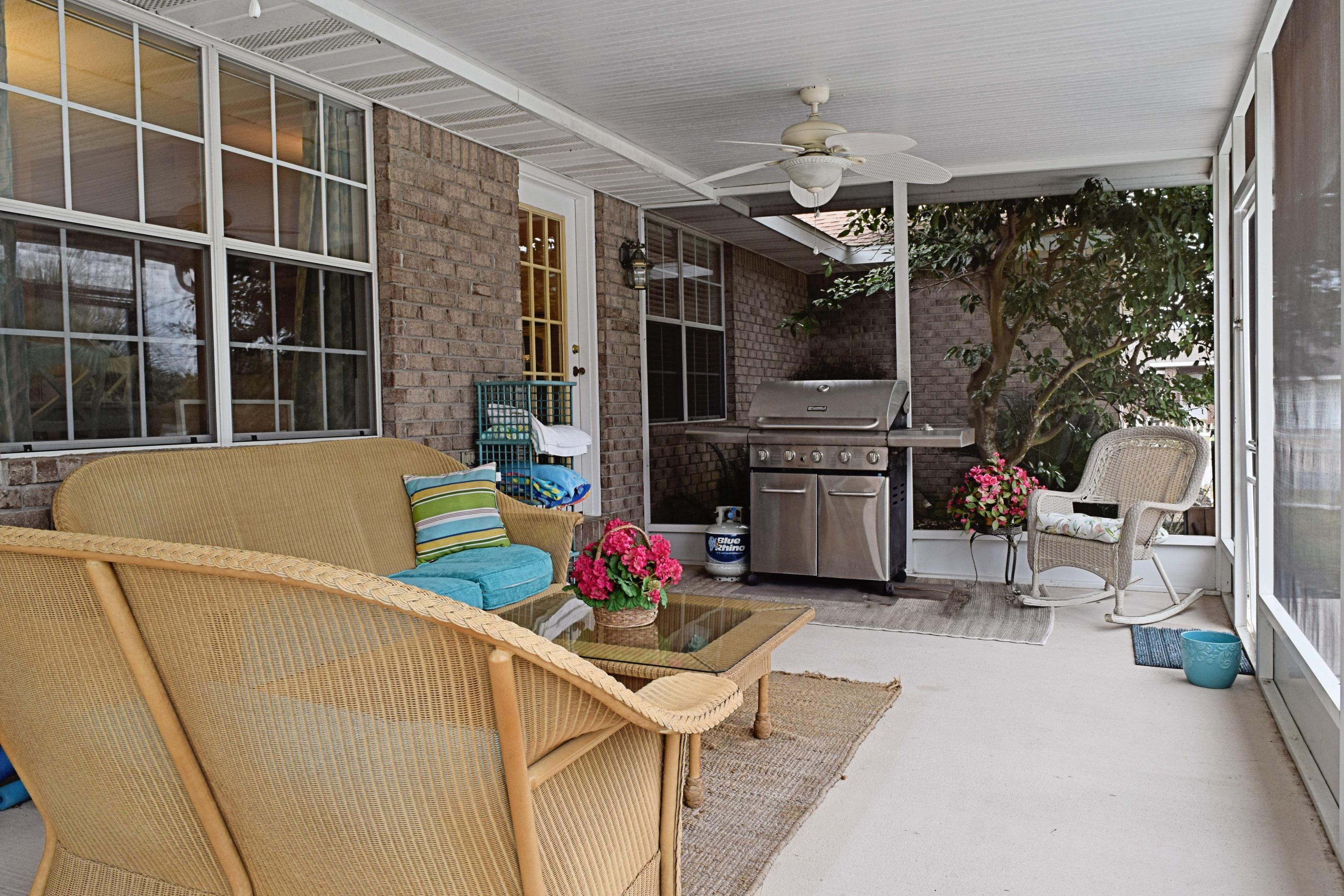 RIVERCHASE S/D PH 3 - Residential Lease