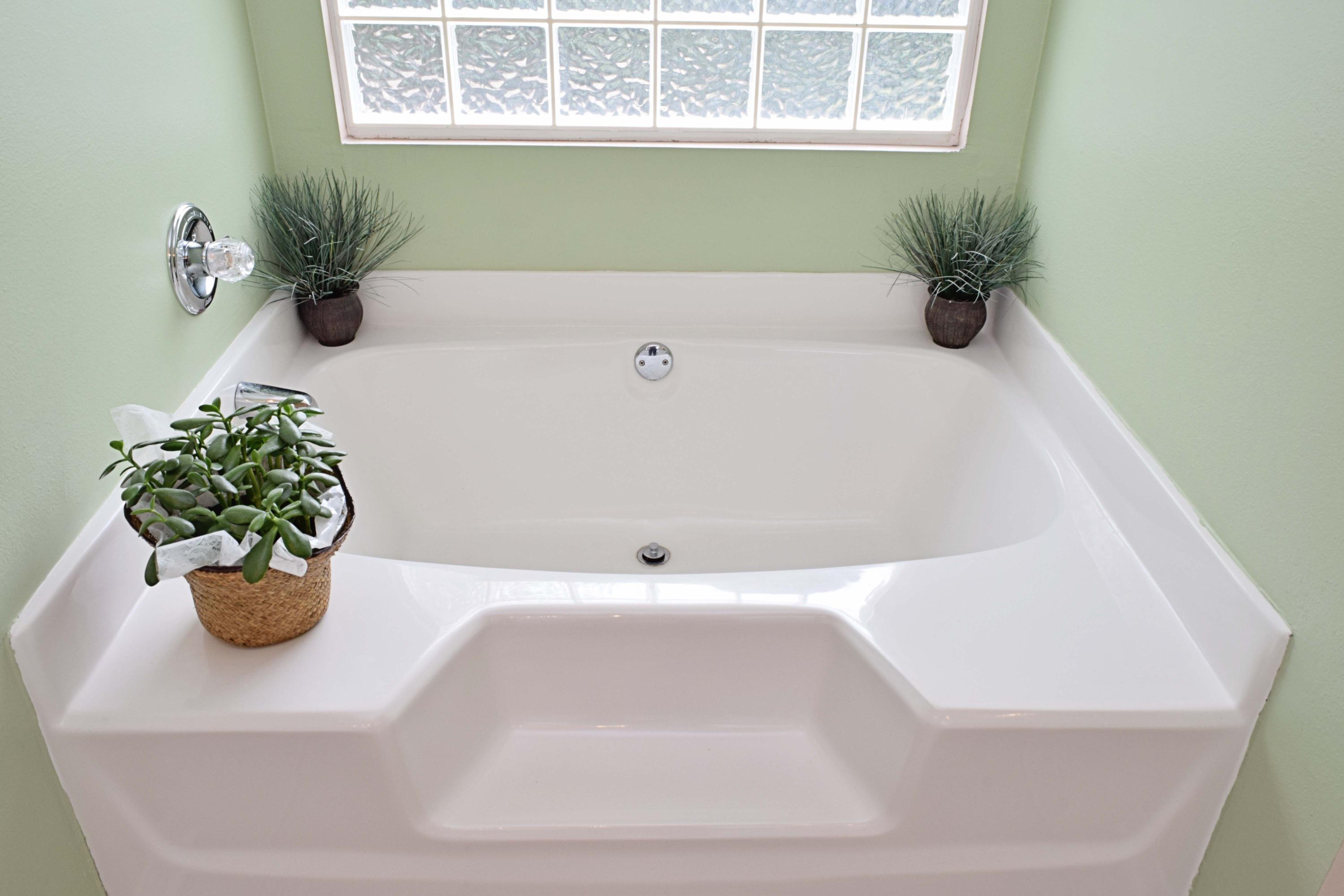 RIVERCHASE S/D PH 3 - Residential Lease