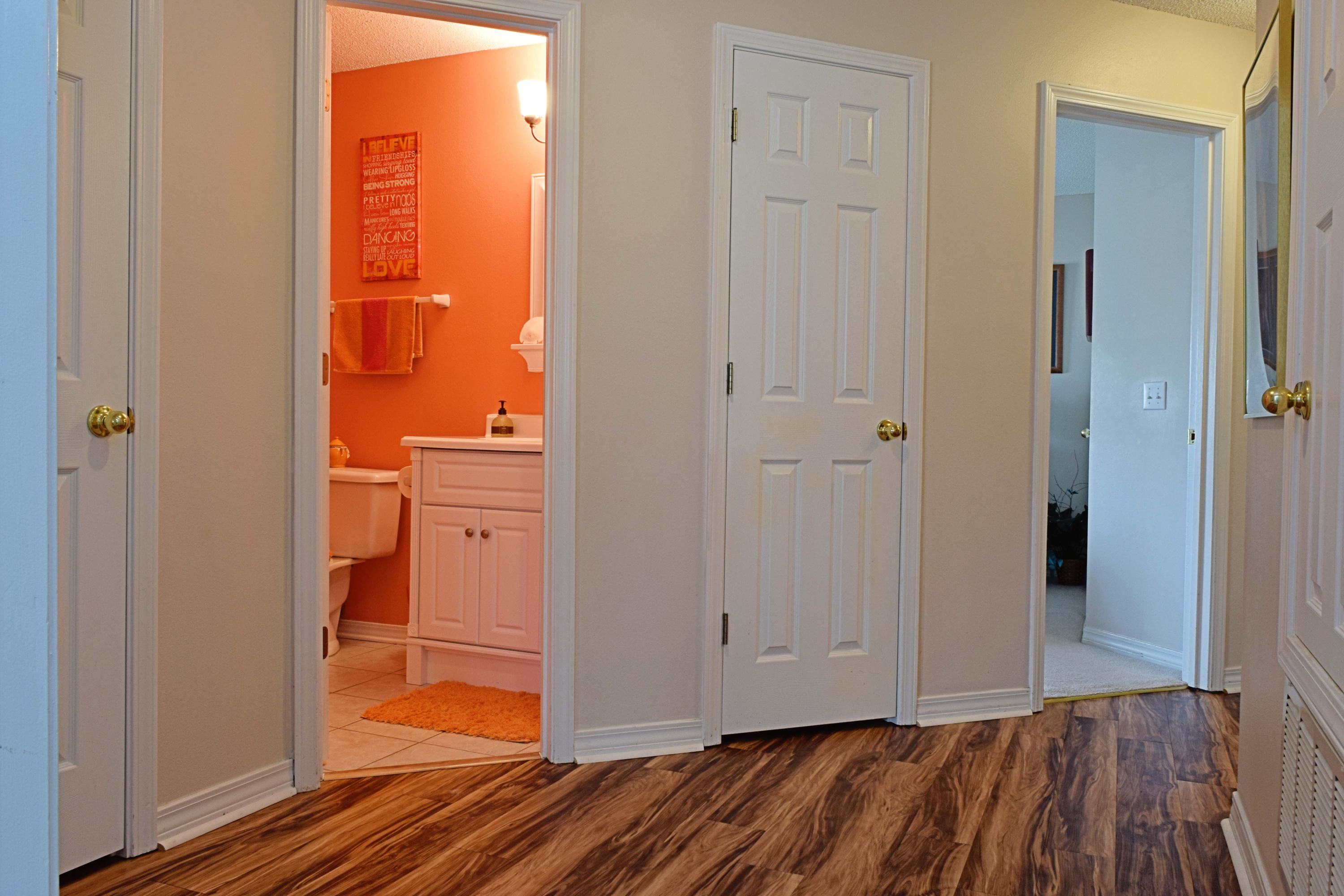 RIVERCHASE S/D PH 3 - Residential Lease