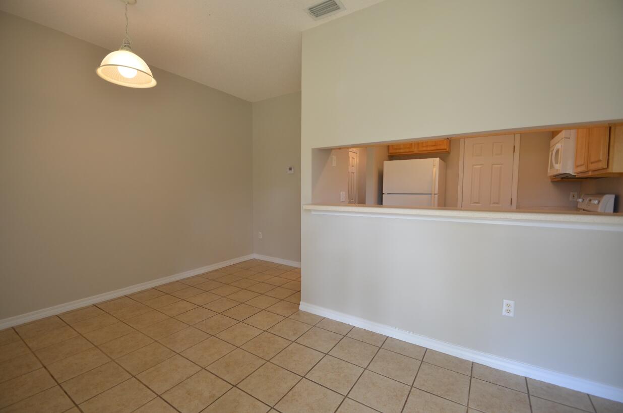 PORT DIXIE - Residential Lease