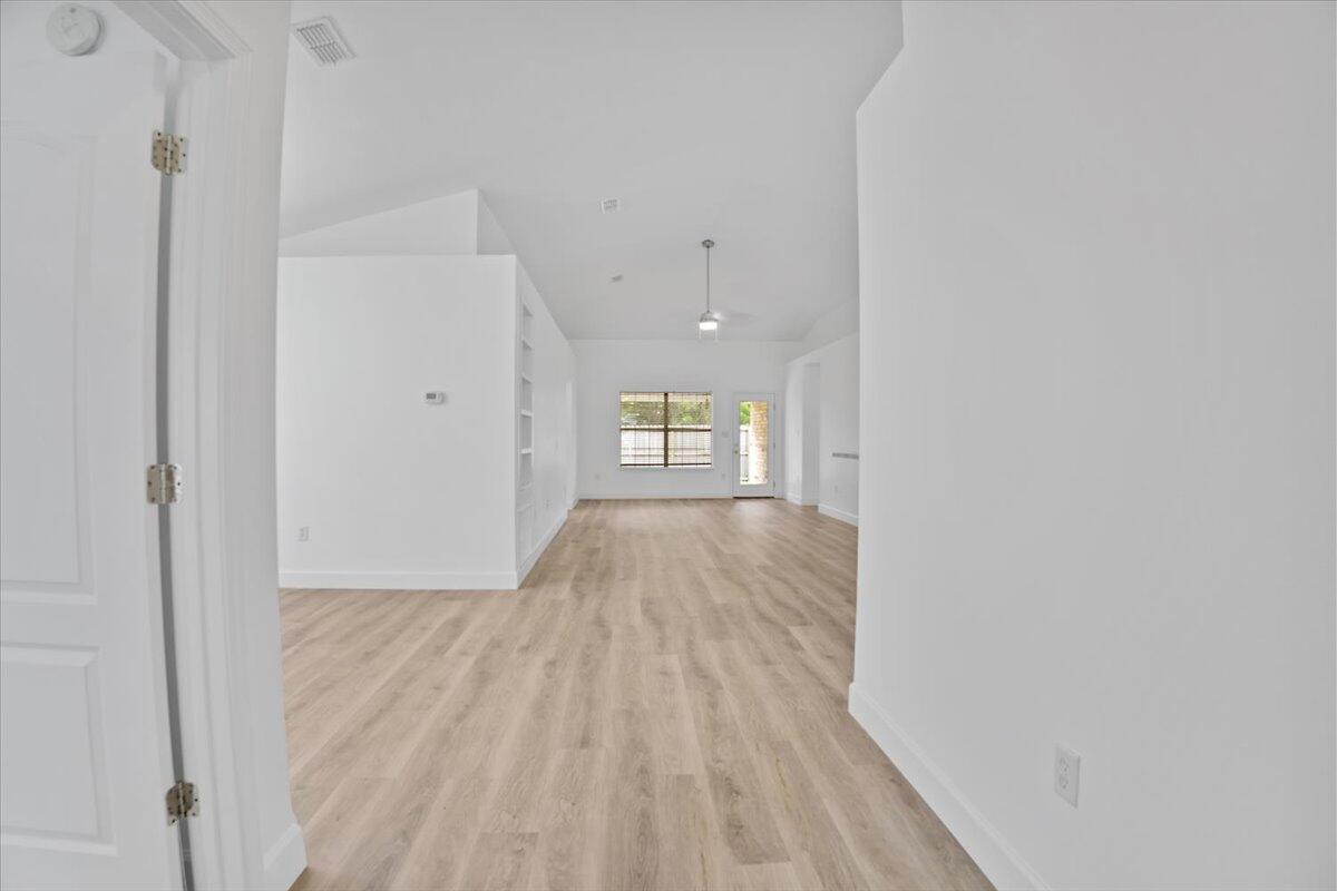 PARADISE RETREAT - Residential