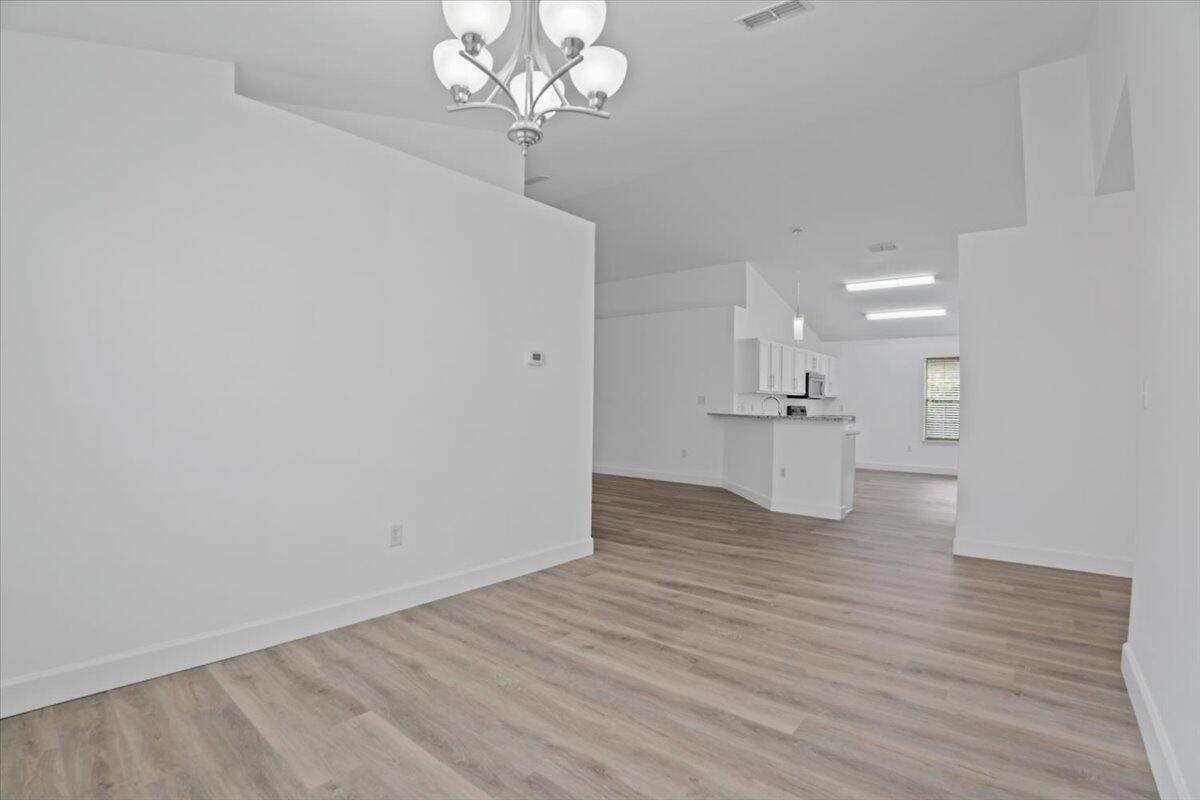 PARADISE RETREAT - Residential