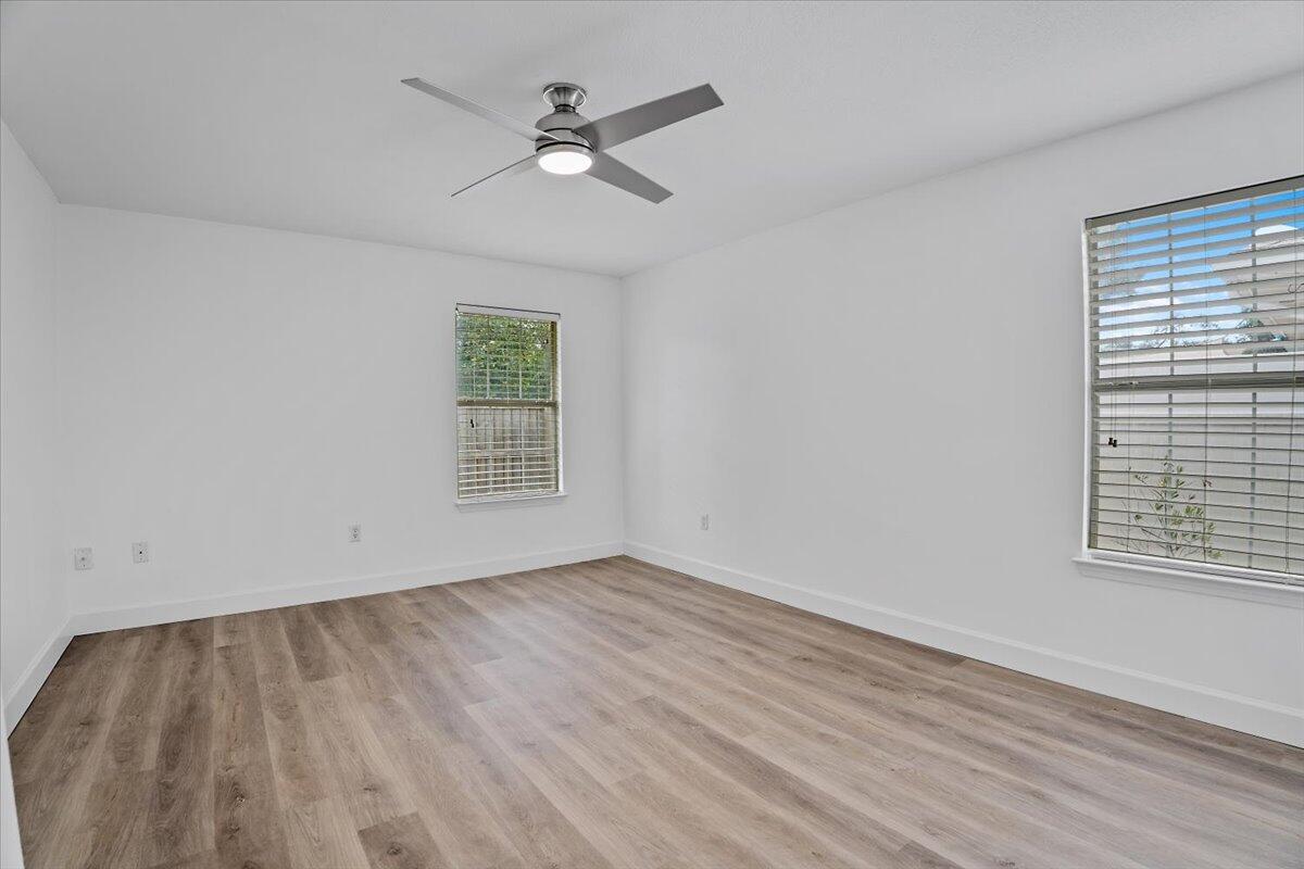 PARADISE RETREAT - Residential