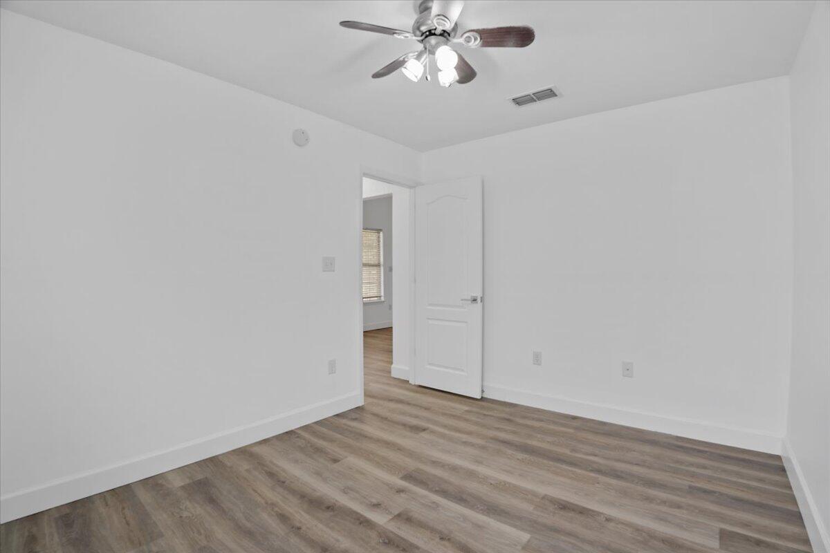 PARADISE RETREAT - Residential