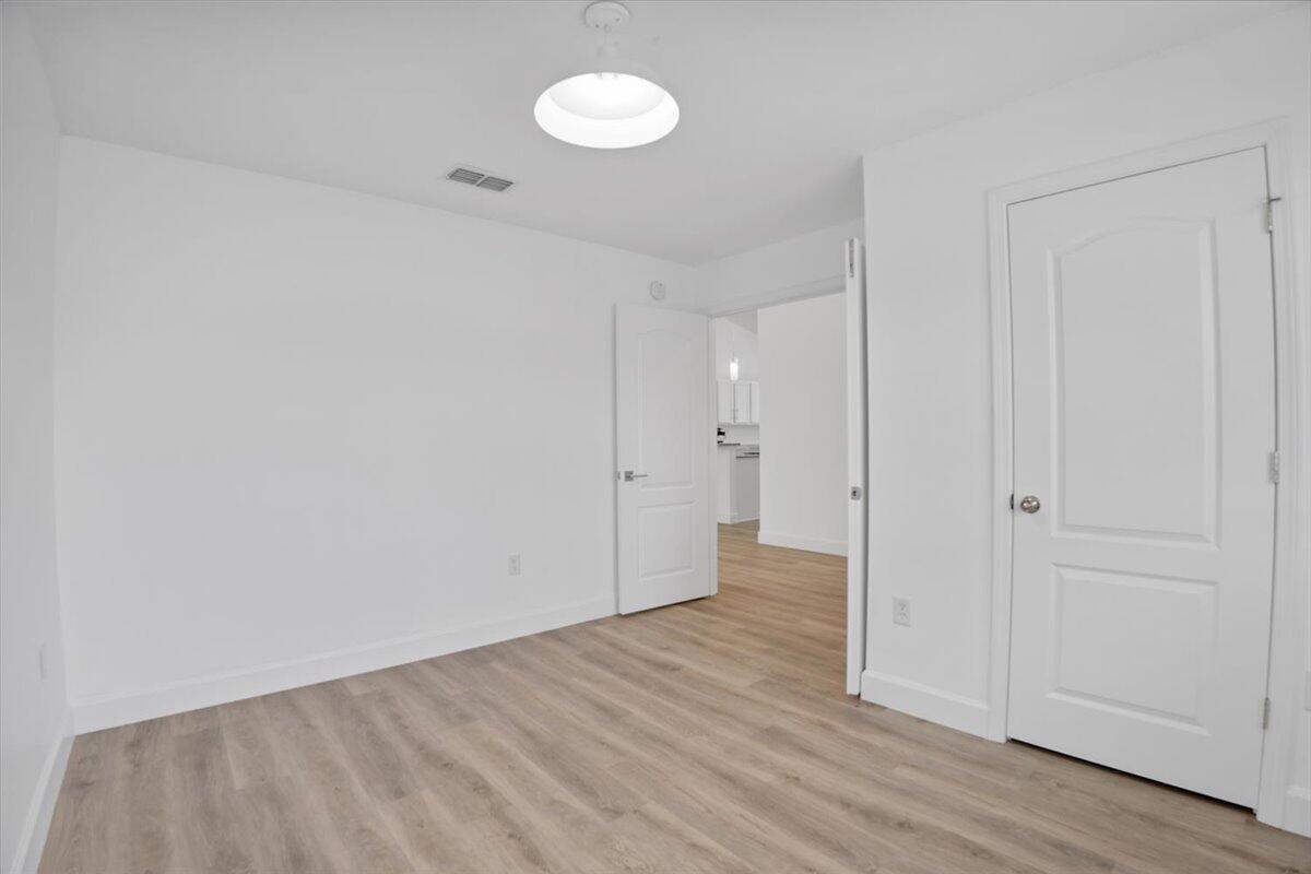 PARADISE RETREAT - Residential