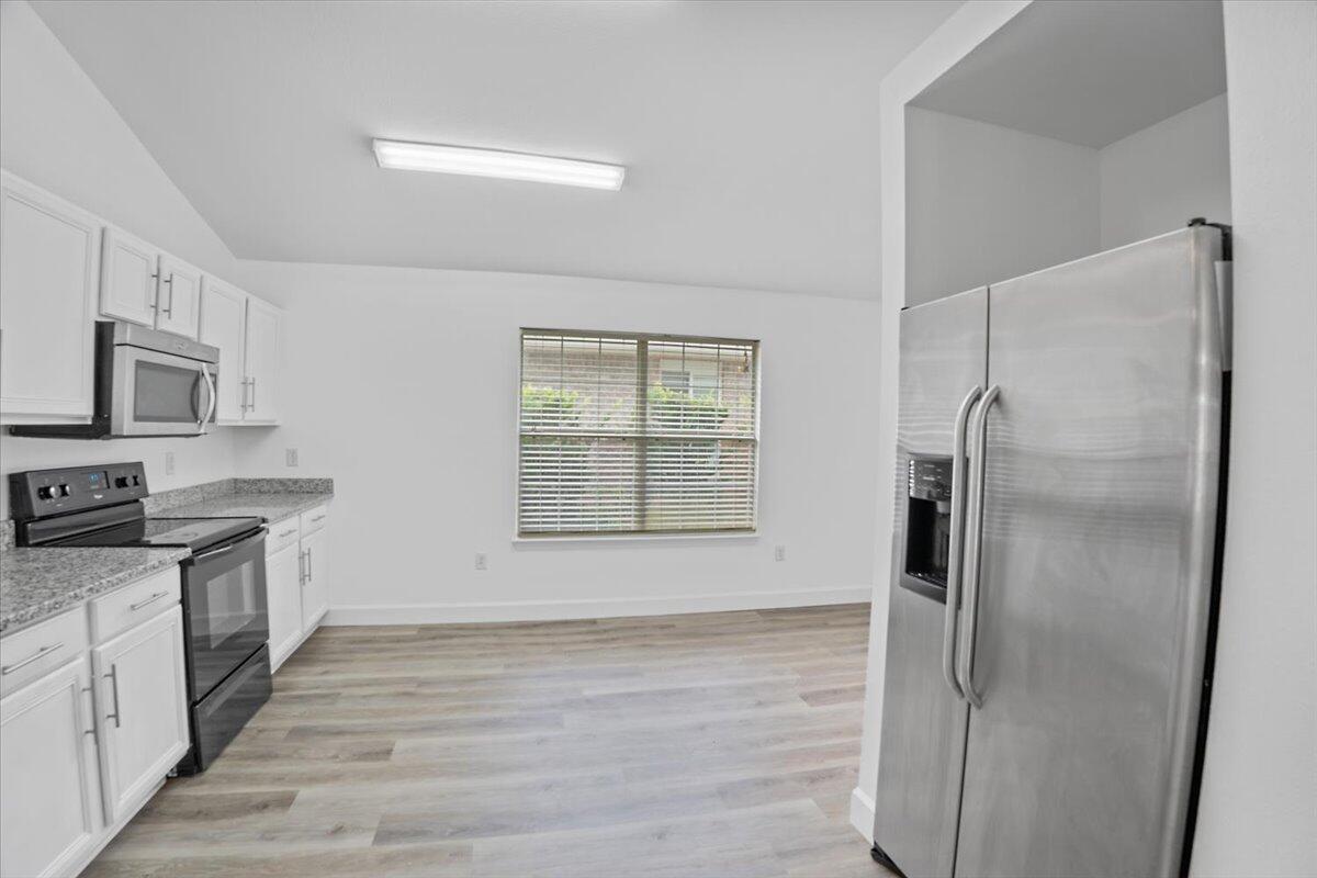 PARADISE RETREAT - Residential