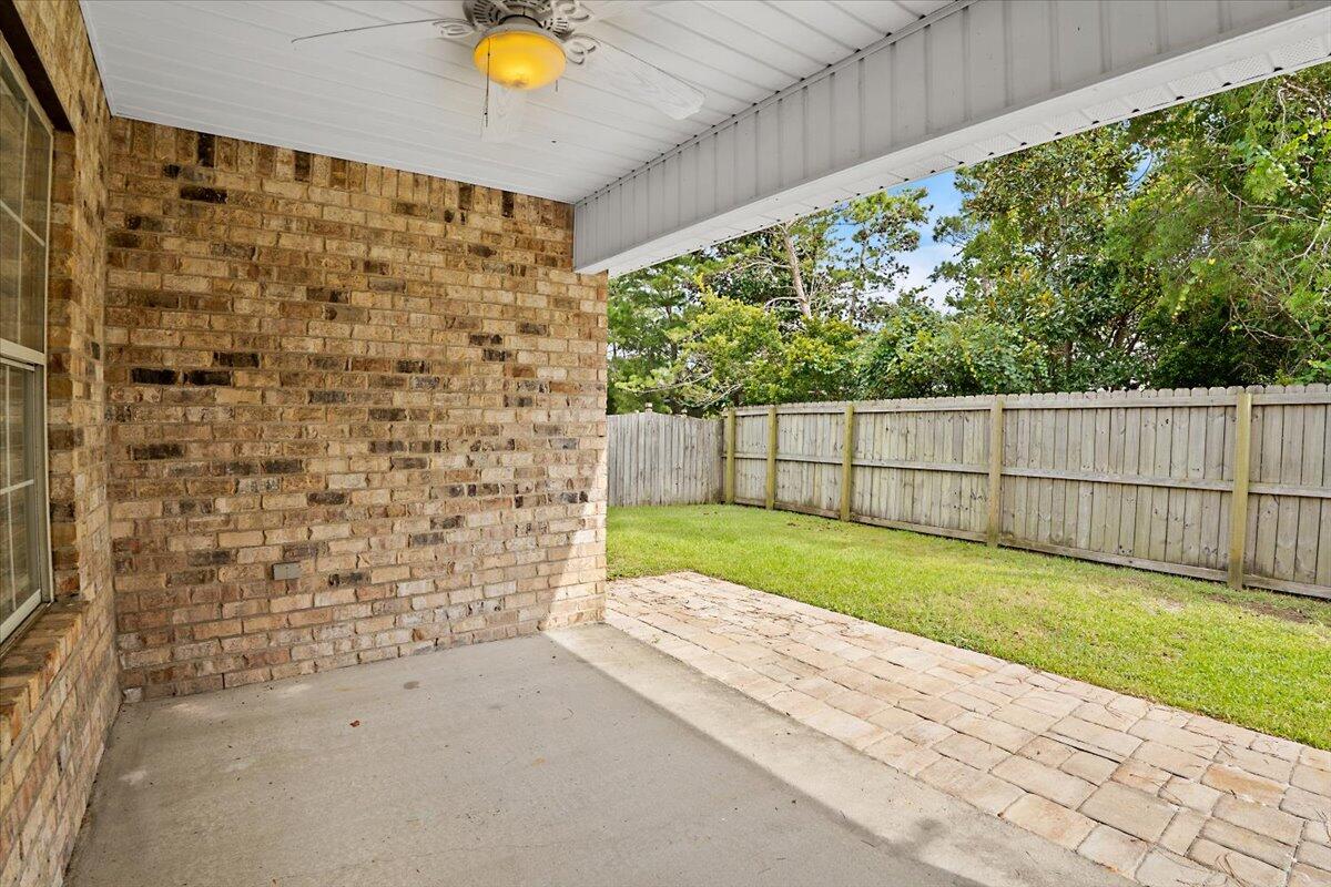 PARADISE RETREAT - Residential