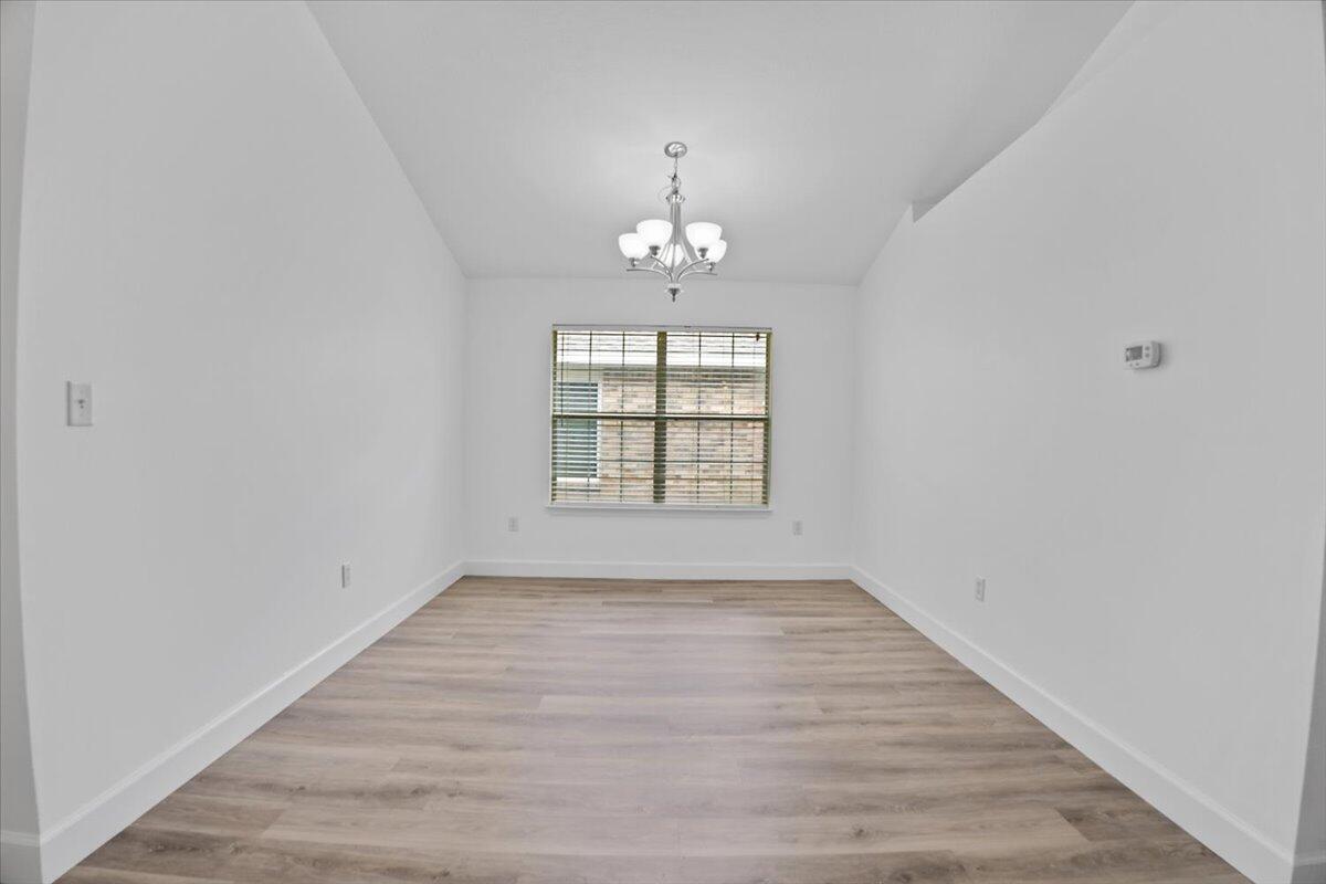 PARADISE RETREAT - Residential