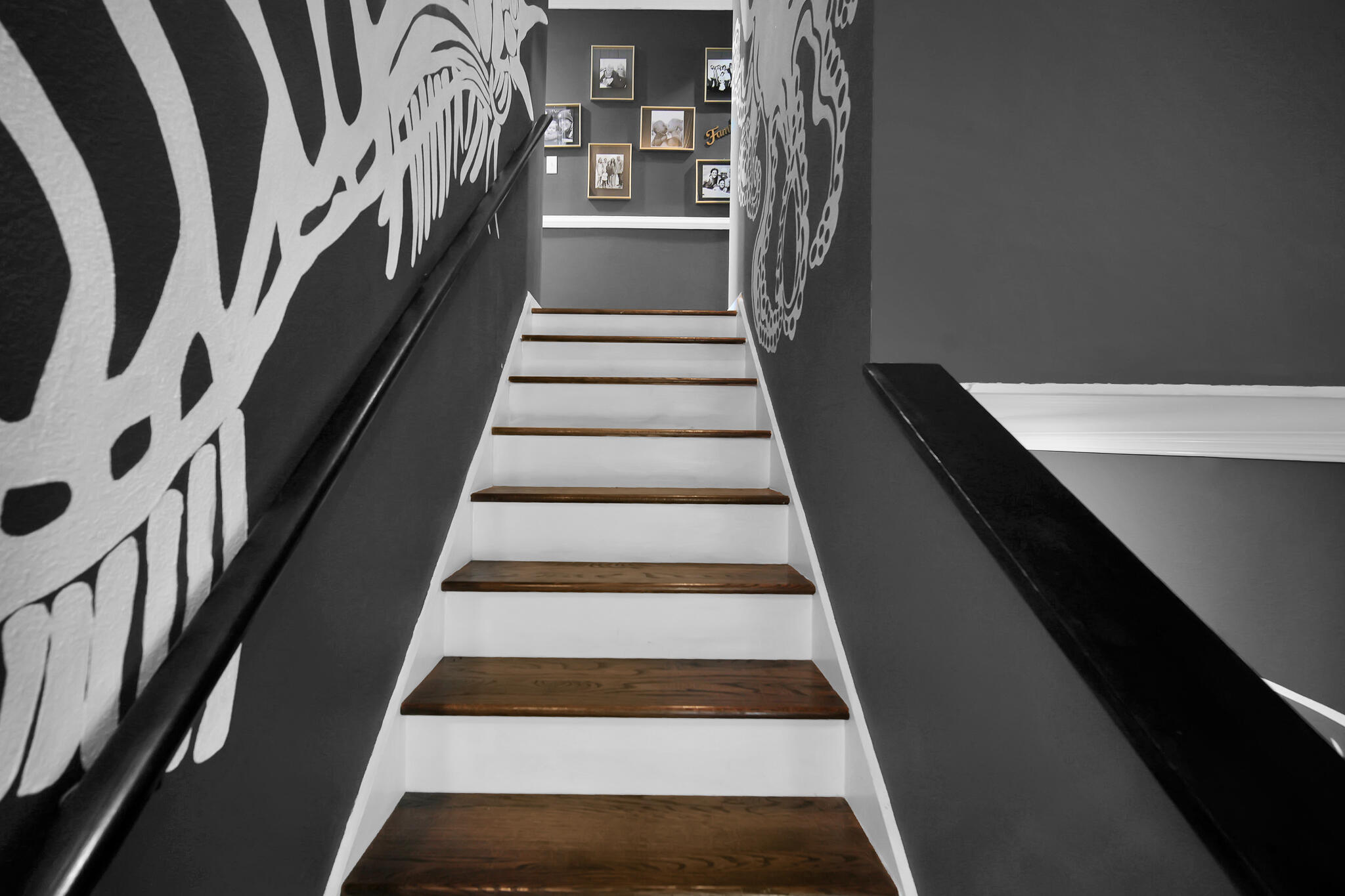 LIGHTHOUSE POINTE - Residential