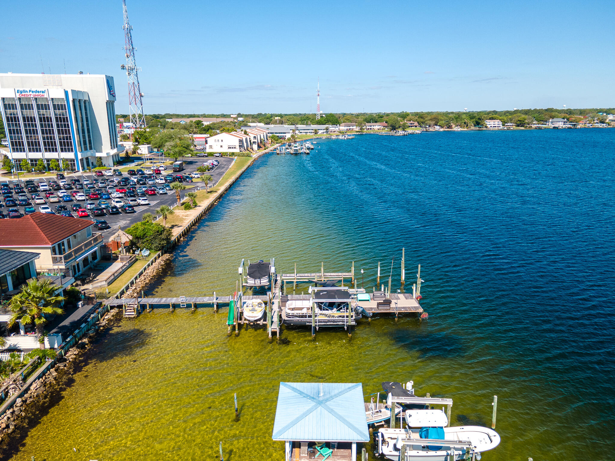 LIGHTHOUSE POINTE - Residential