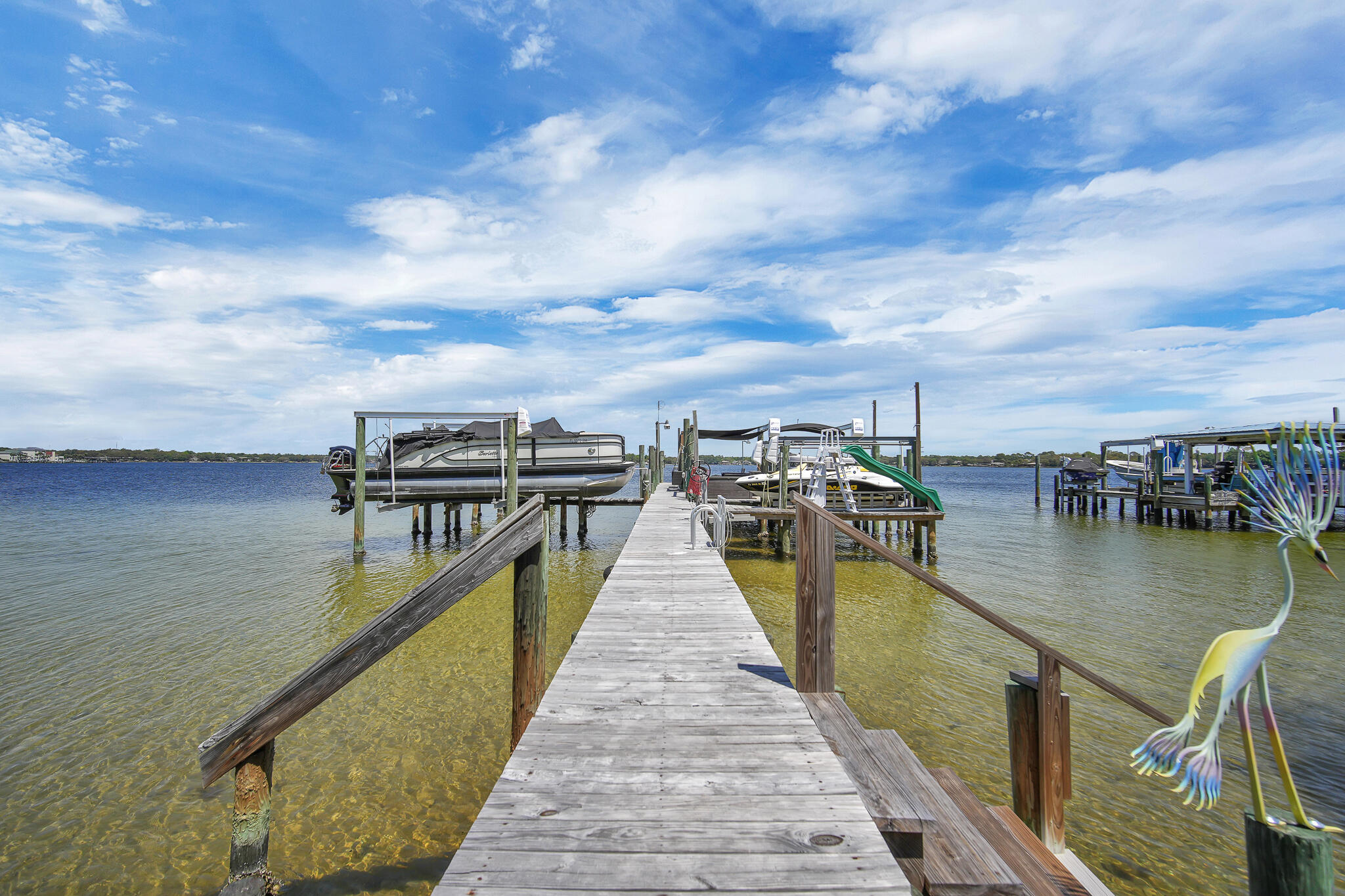 LIGHTHOUSE POINTE - Residential