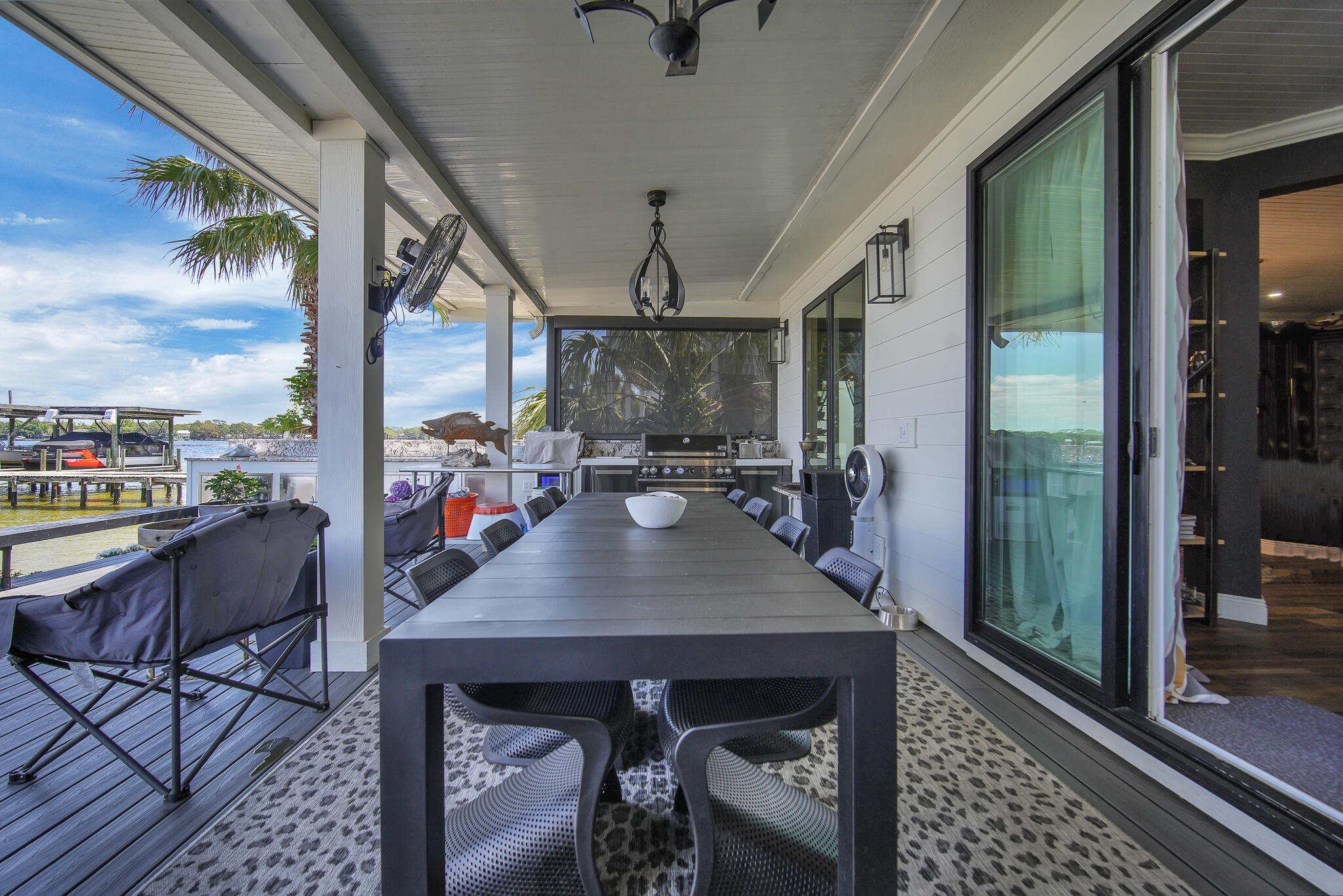 LIGHTHOUSE POINTE - Residential