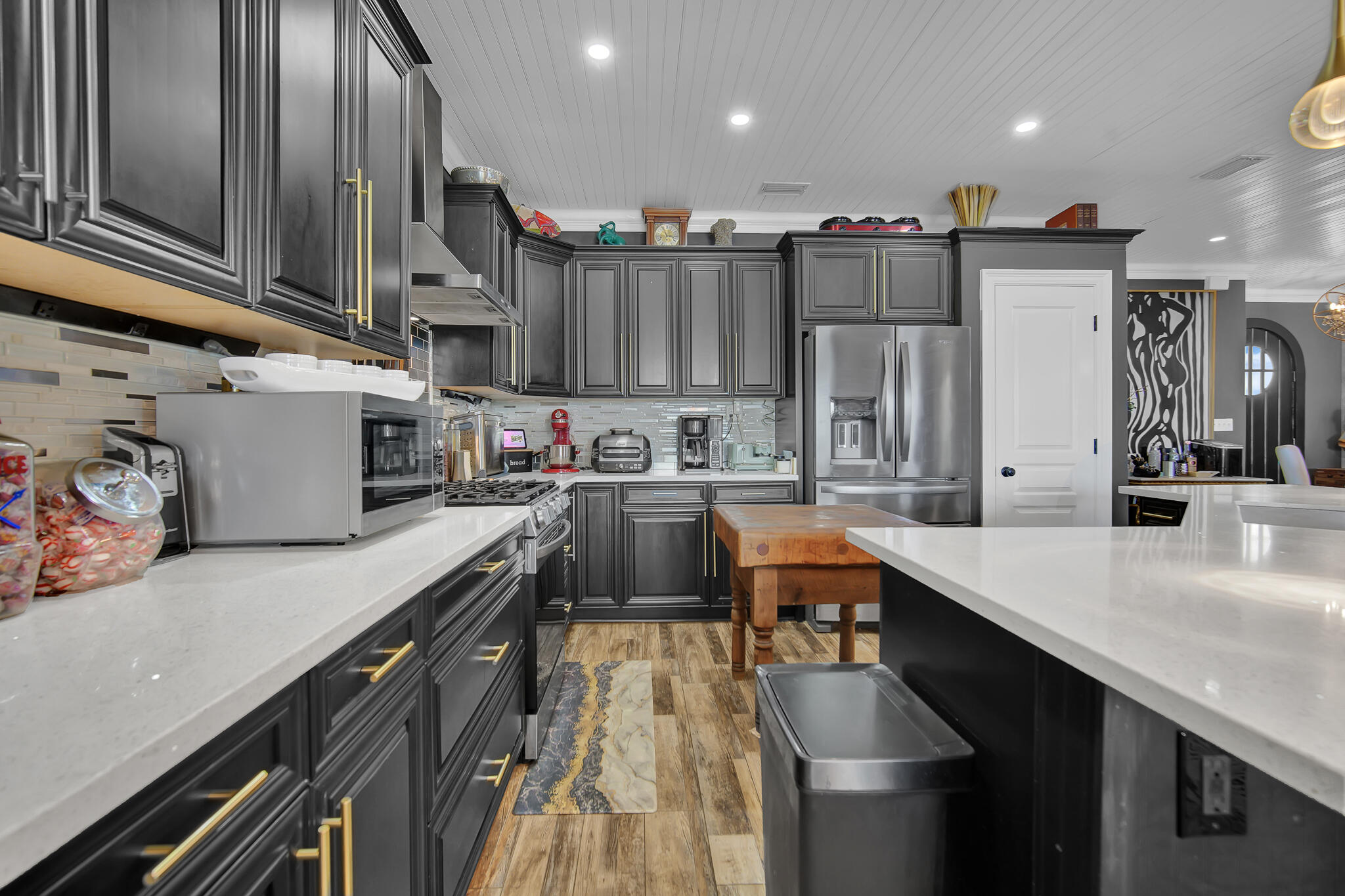 LIGHTHOUSE POINTE - Residential