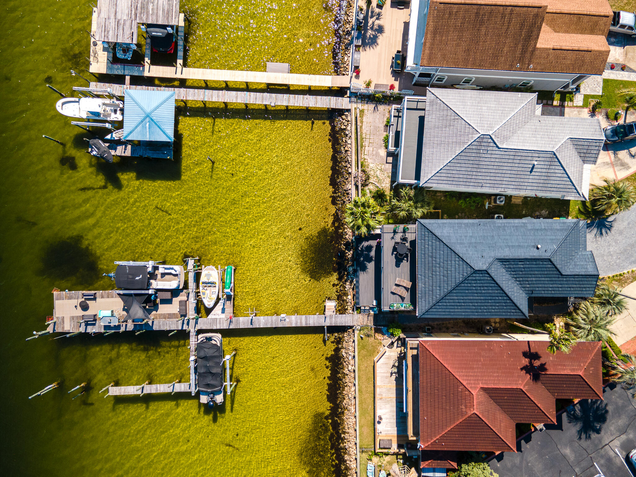 LIGHTHOUSE POINTE - Residential