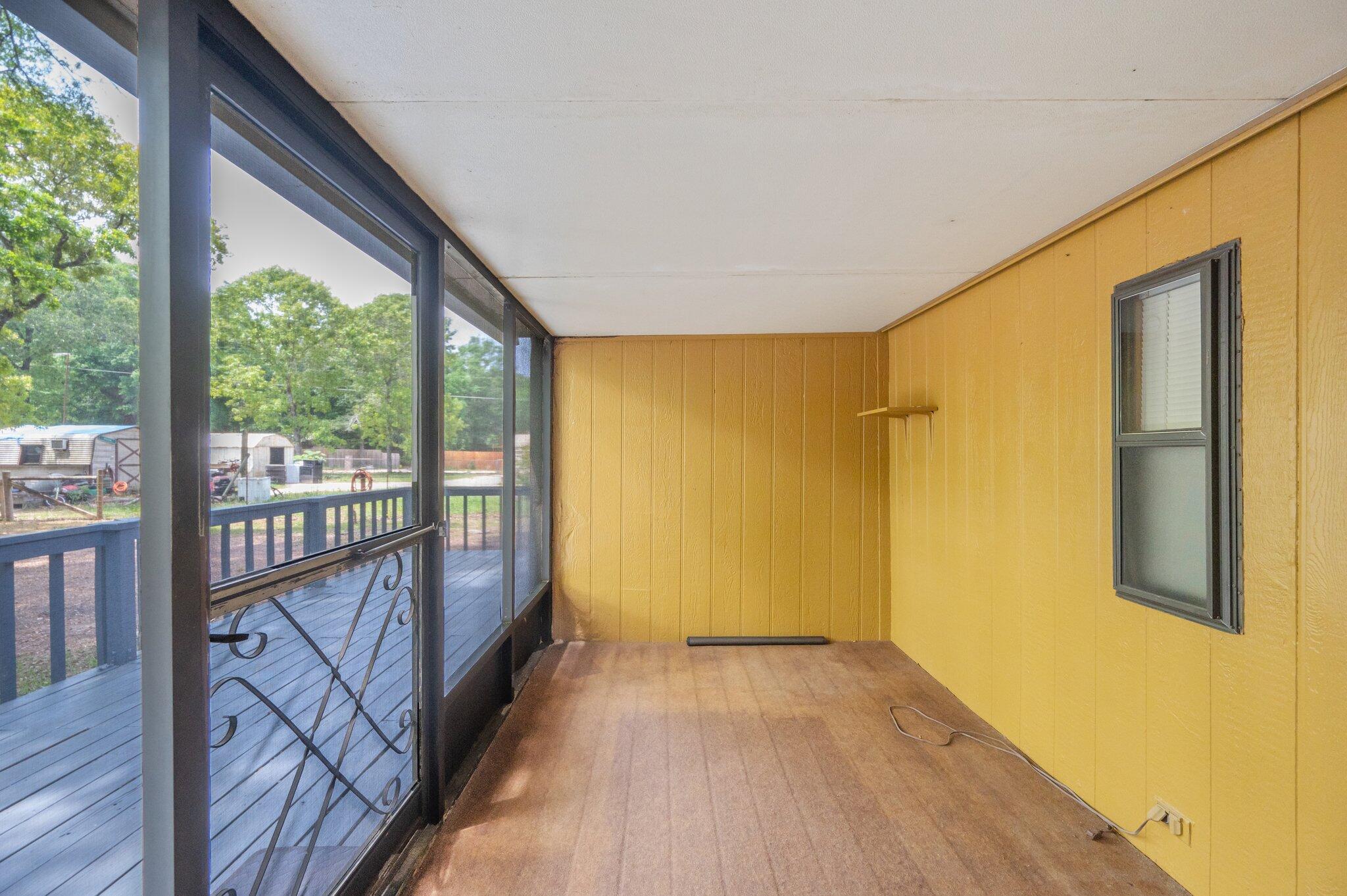 HOLLEY FAMILY PH 2 - Residential