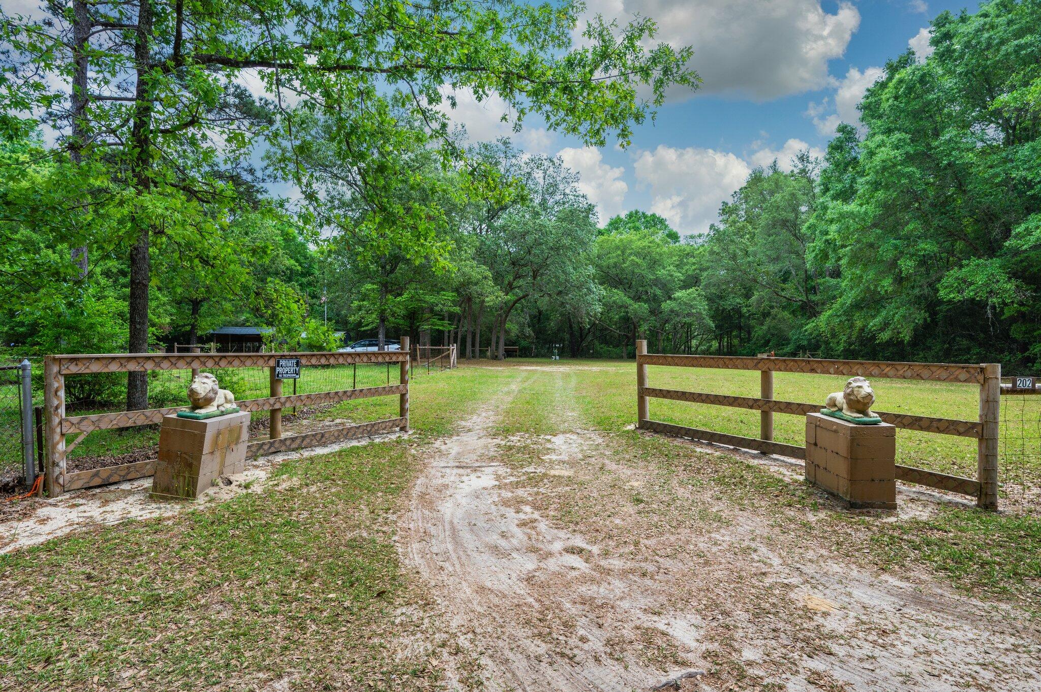 HOLLEY FAMILY PH 2 - Residential