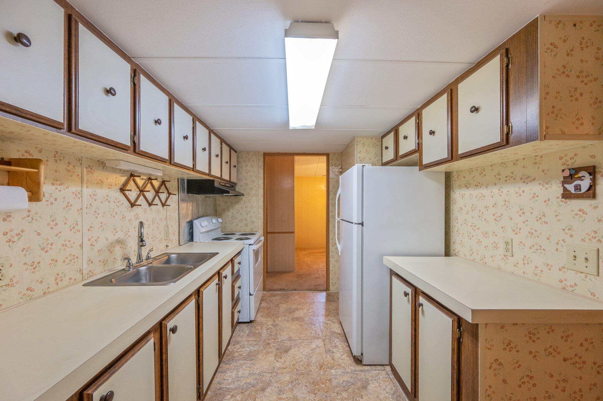 HOLLEY FAMILY PH 2 - Residential