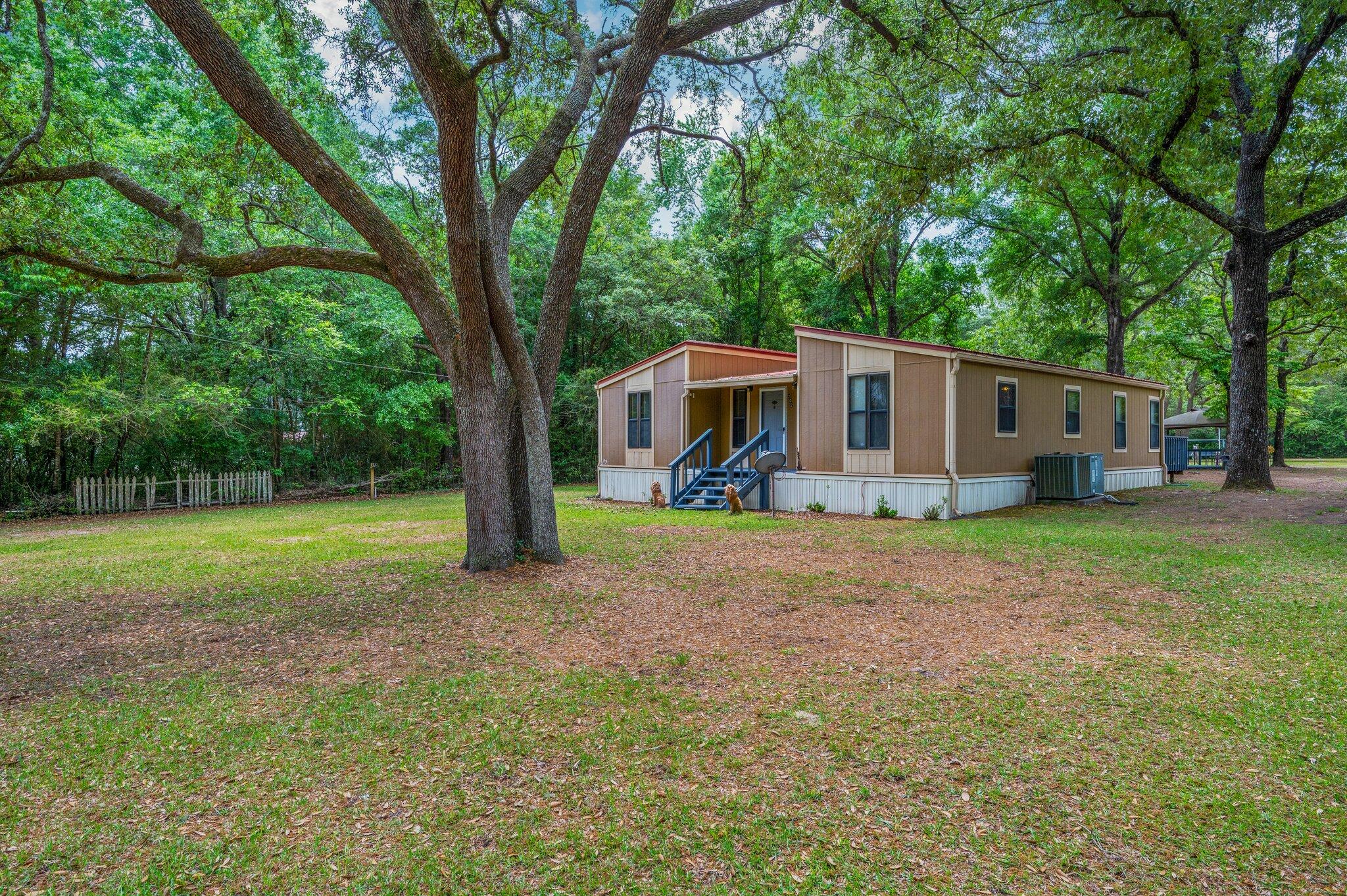 HOLLEY FAMILY PH 2 - Residential