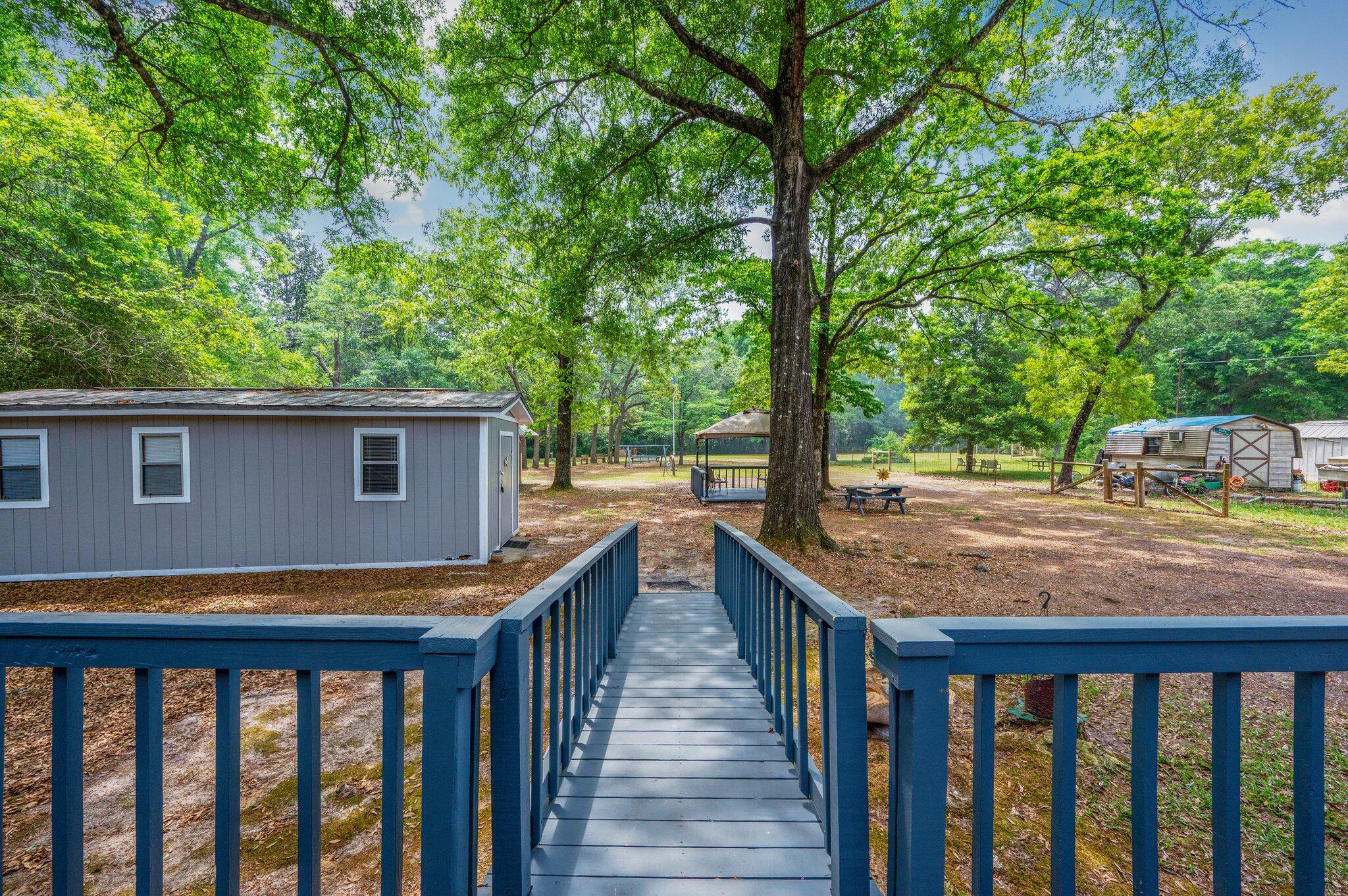 HOLLEY FAMILY PH 2 - Residential