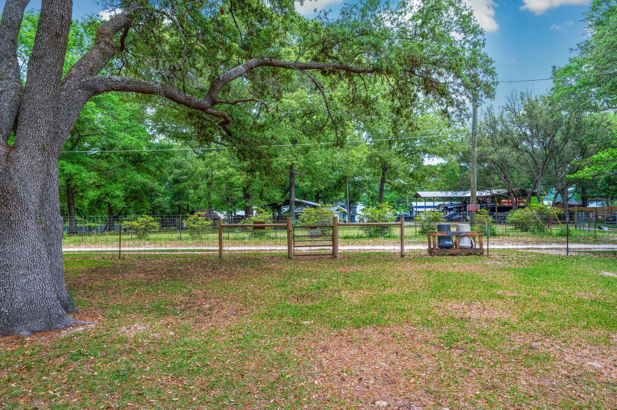 HOLLEY FAMILY PH 2 - Residential
