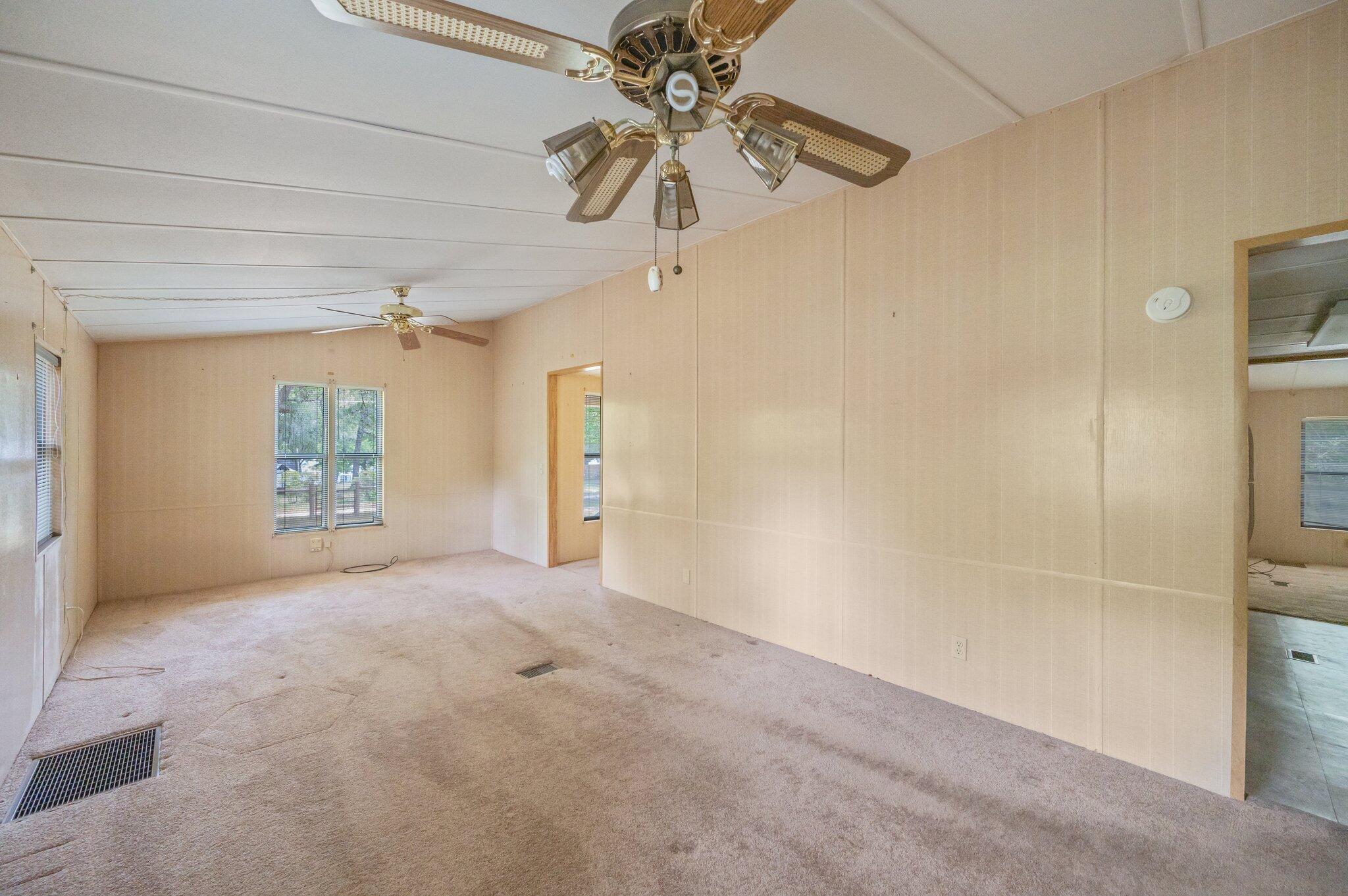 HOLLEY FAMILY PH 2 - Residential