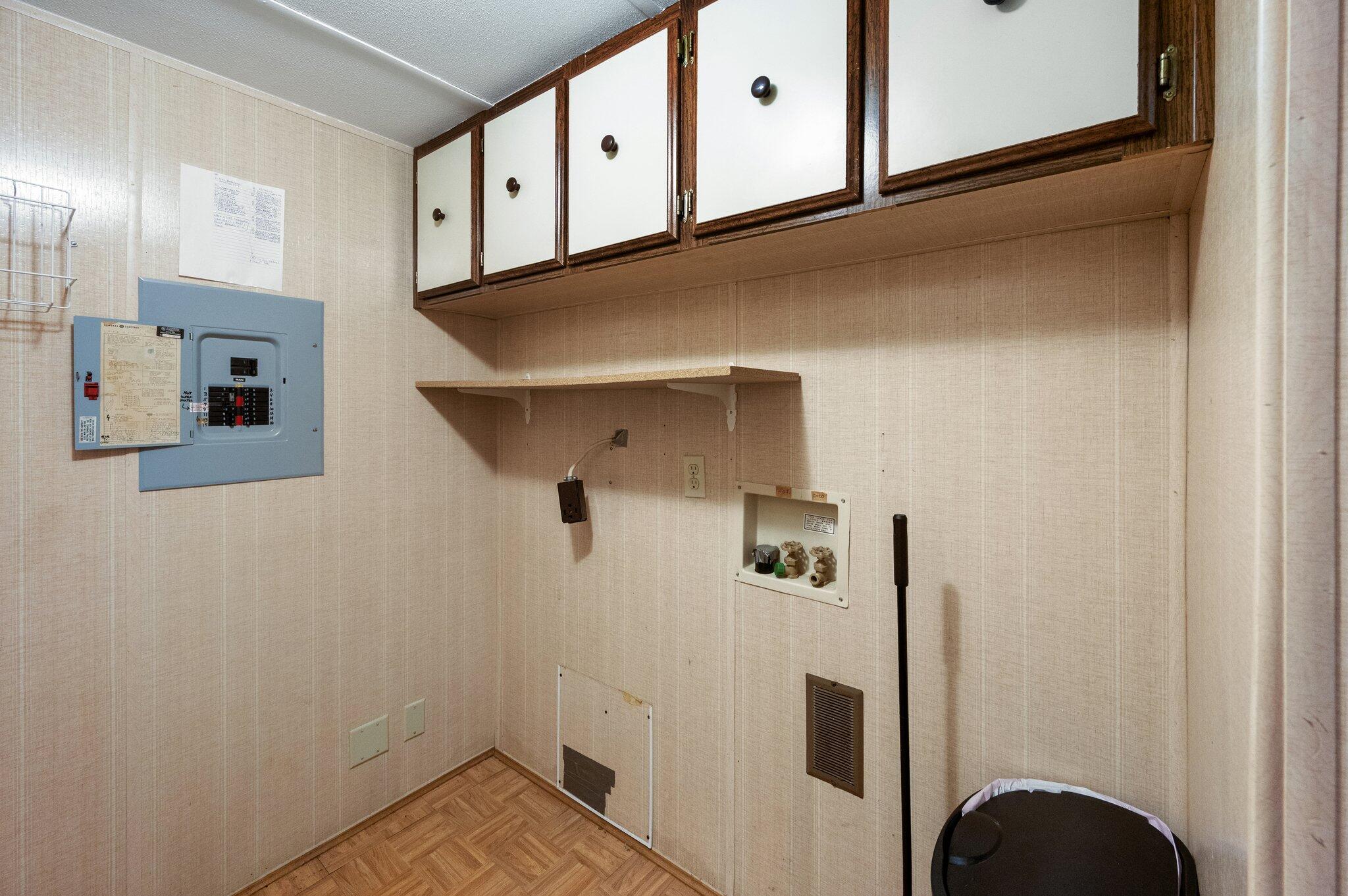 HOLLEY FAMILY PH 2 - Residential