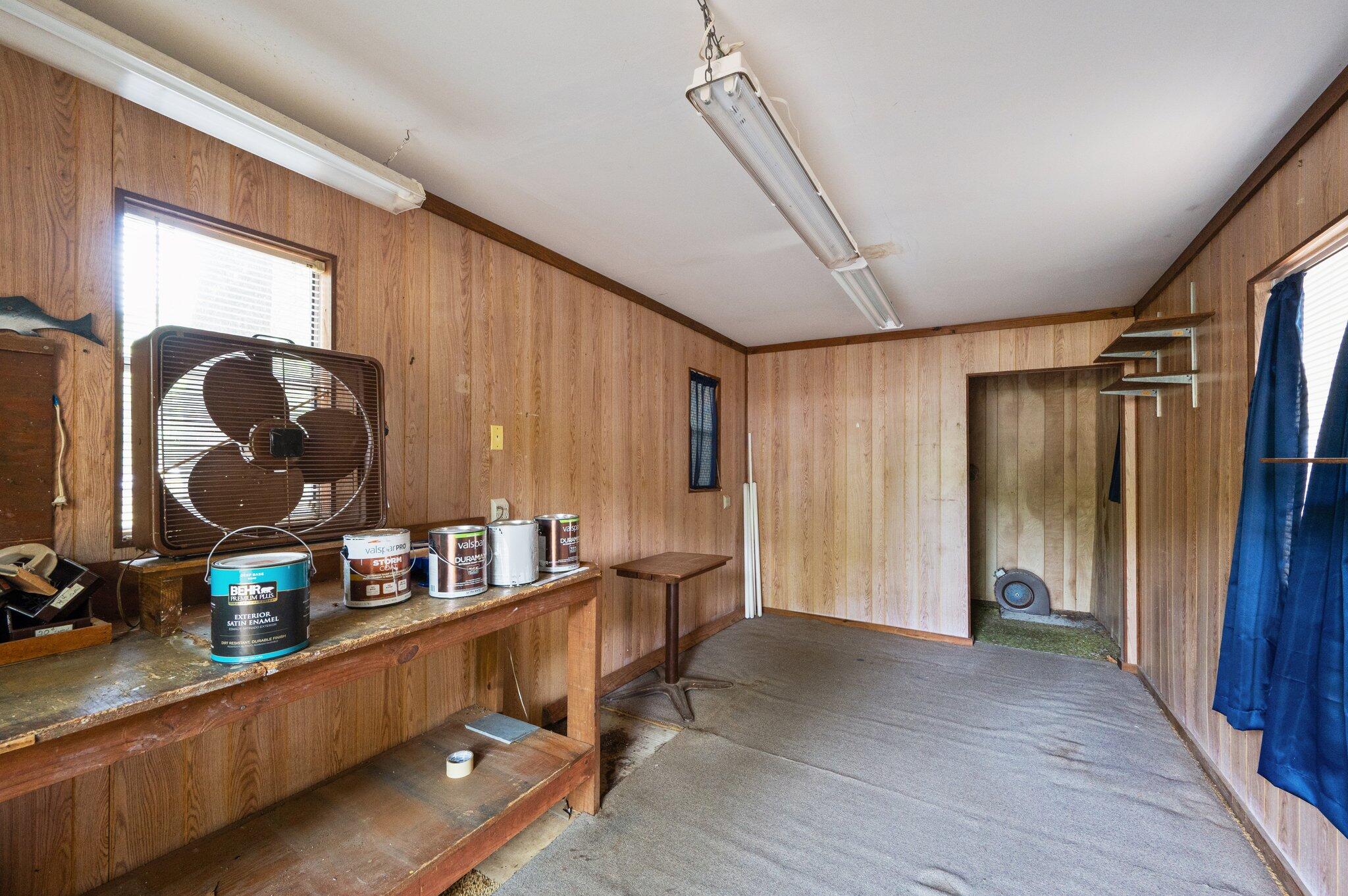 HOLLEY FAMILY PH 2 - Residential