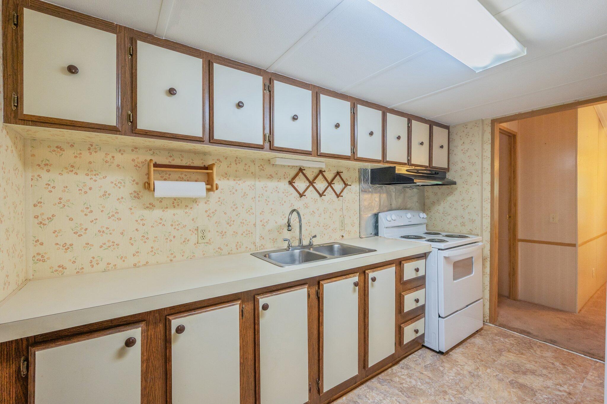 HOLLEY FAMILY PH 2 - Residential