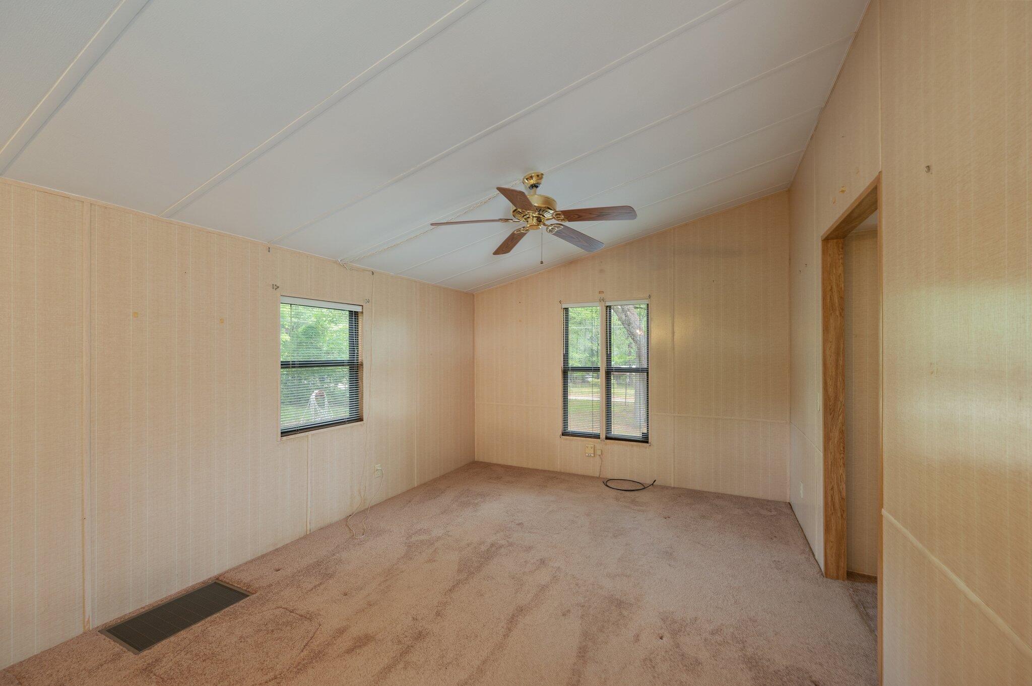 HOLLEY FAMILY PH 2 - Residential