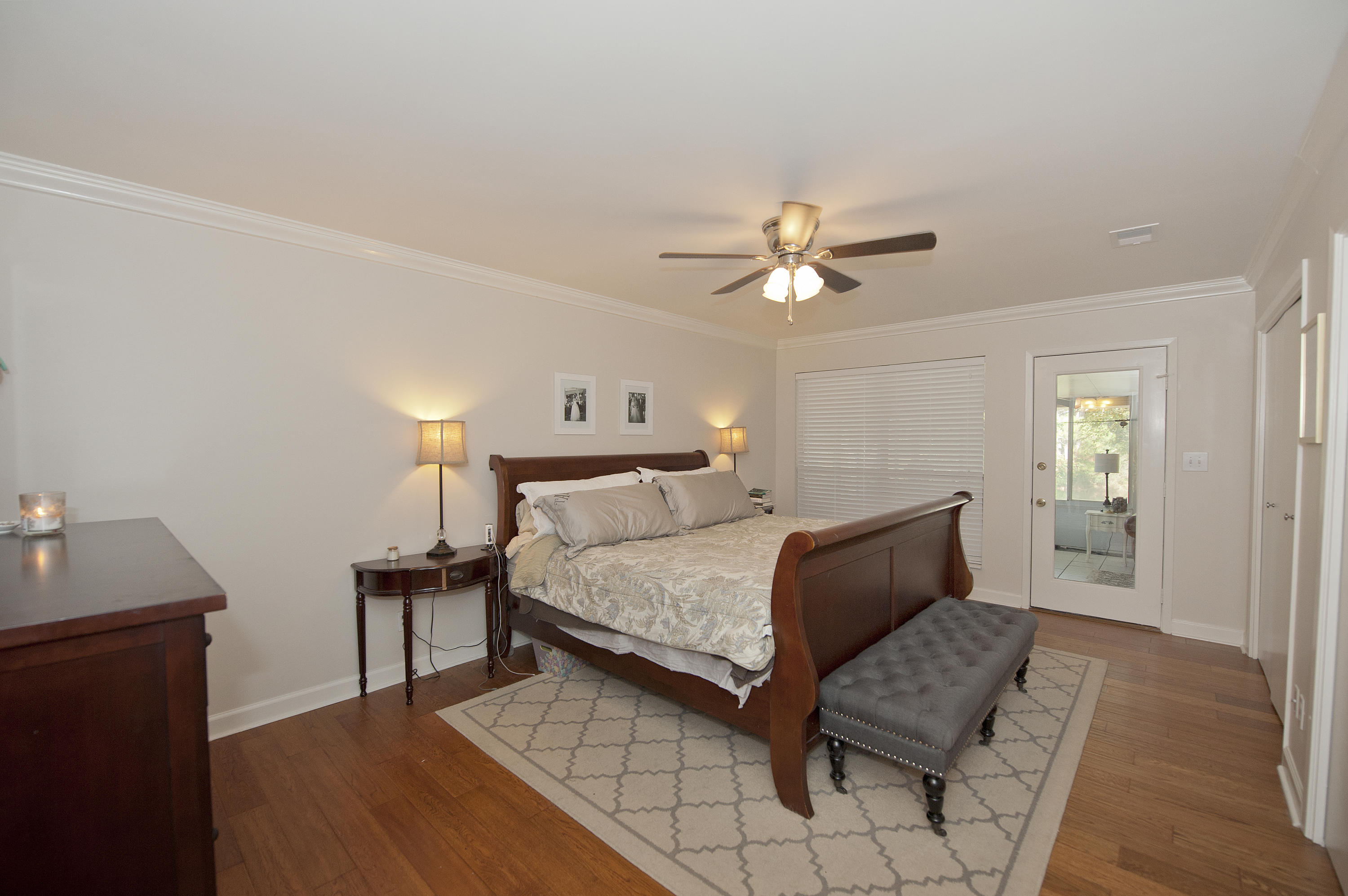 MARY ESTHER MANOR - Residential